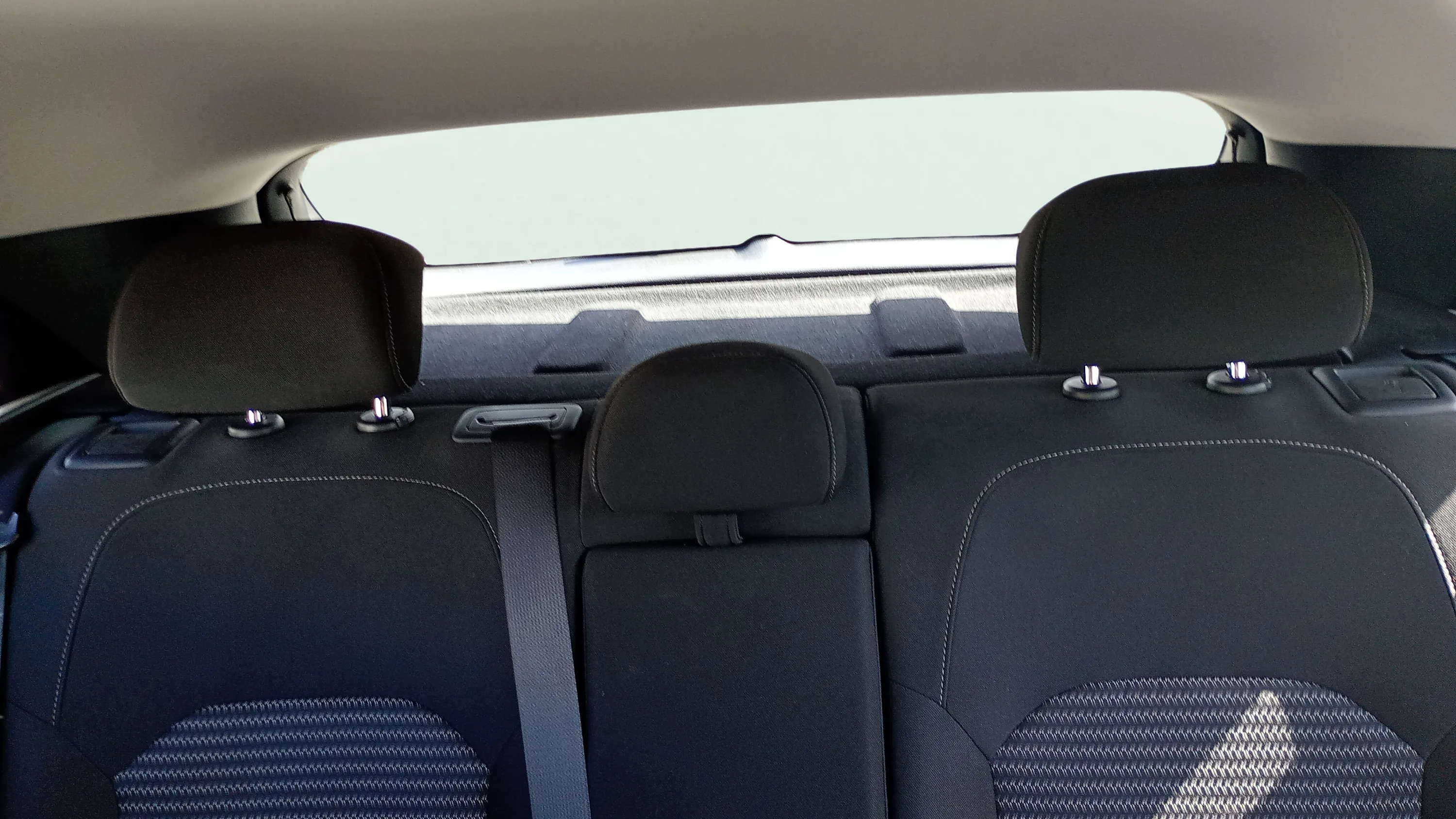 Kia Ceed 1.6 MHEV iMT Drive - foto 16