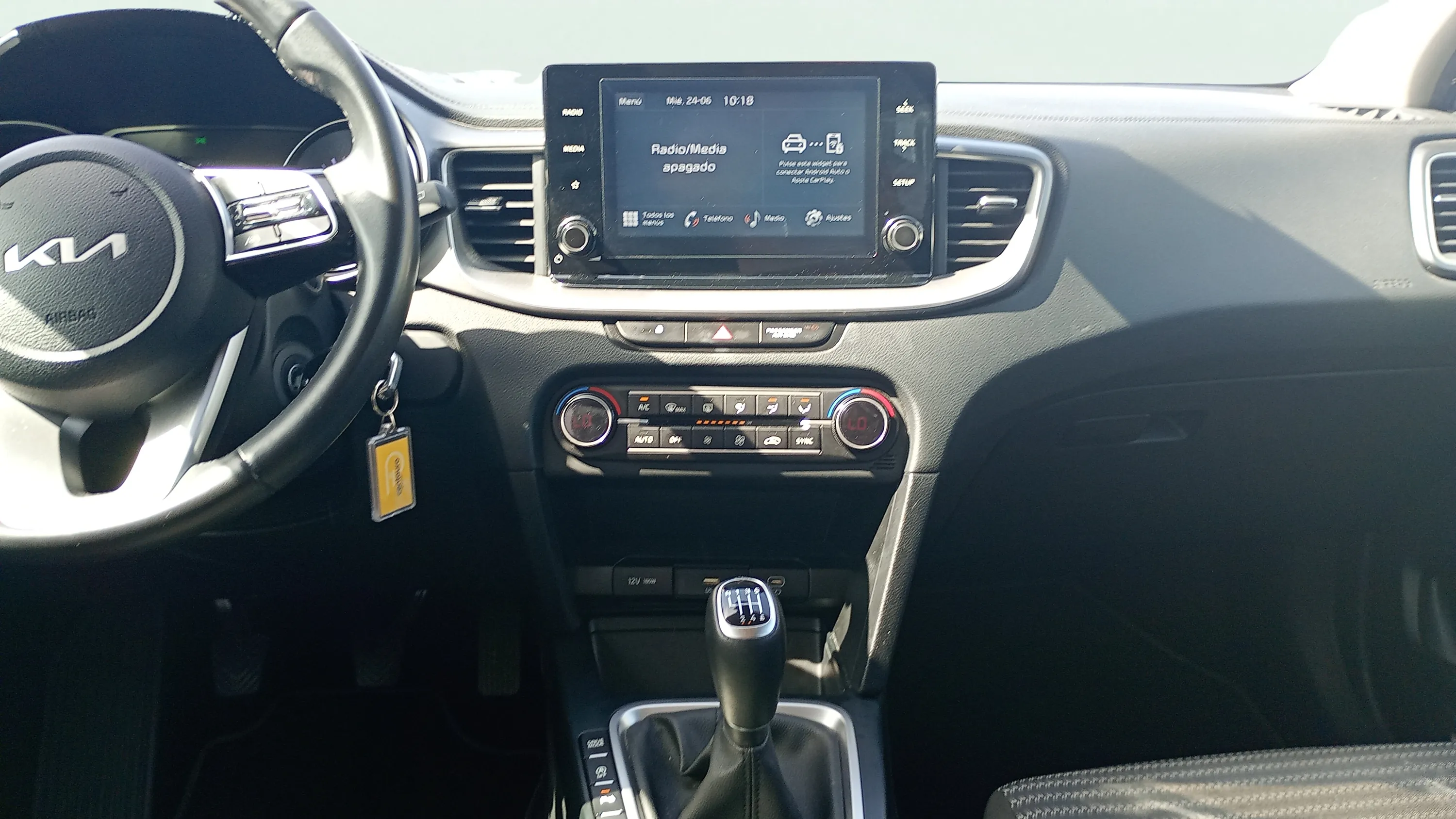 Kia Ceed 1.6 MHEV iMT Drive - foto 11