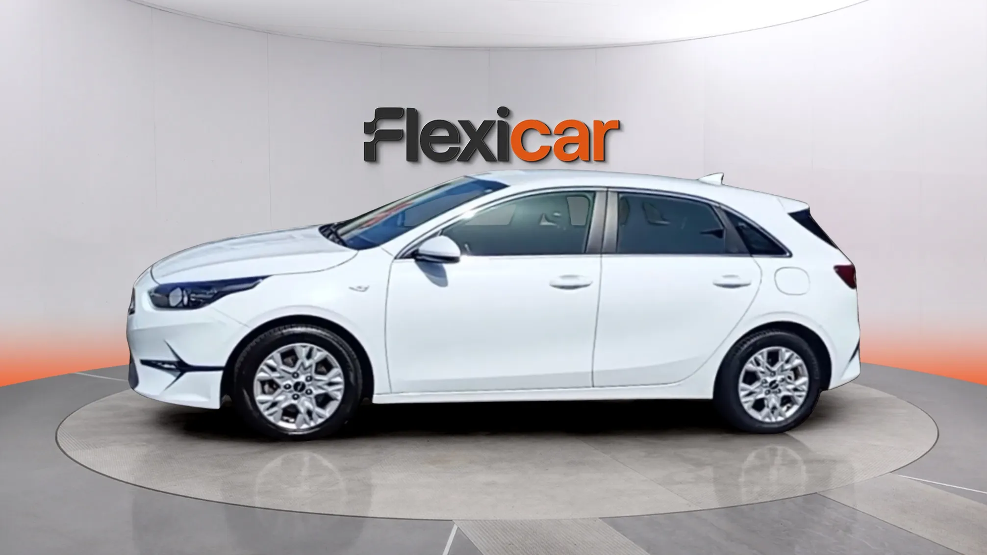 Kia Ceed 1.6 MHEV iMT Drive - foto 4