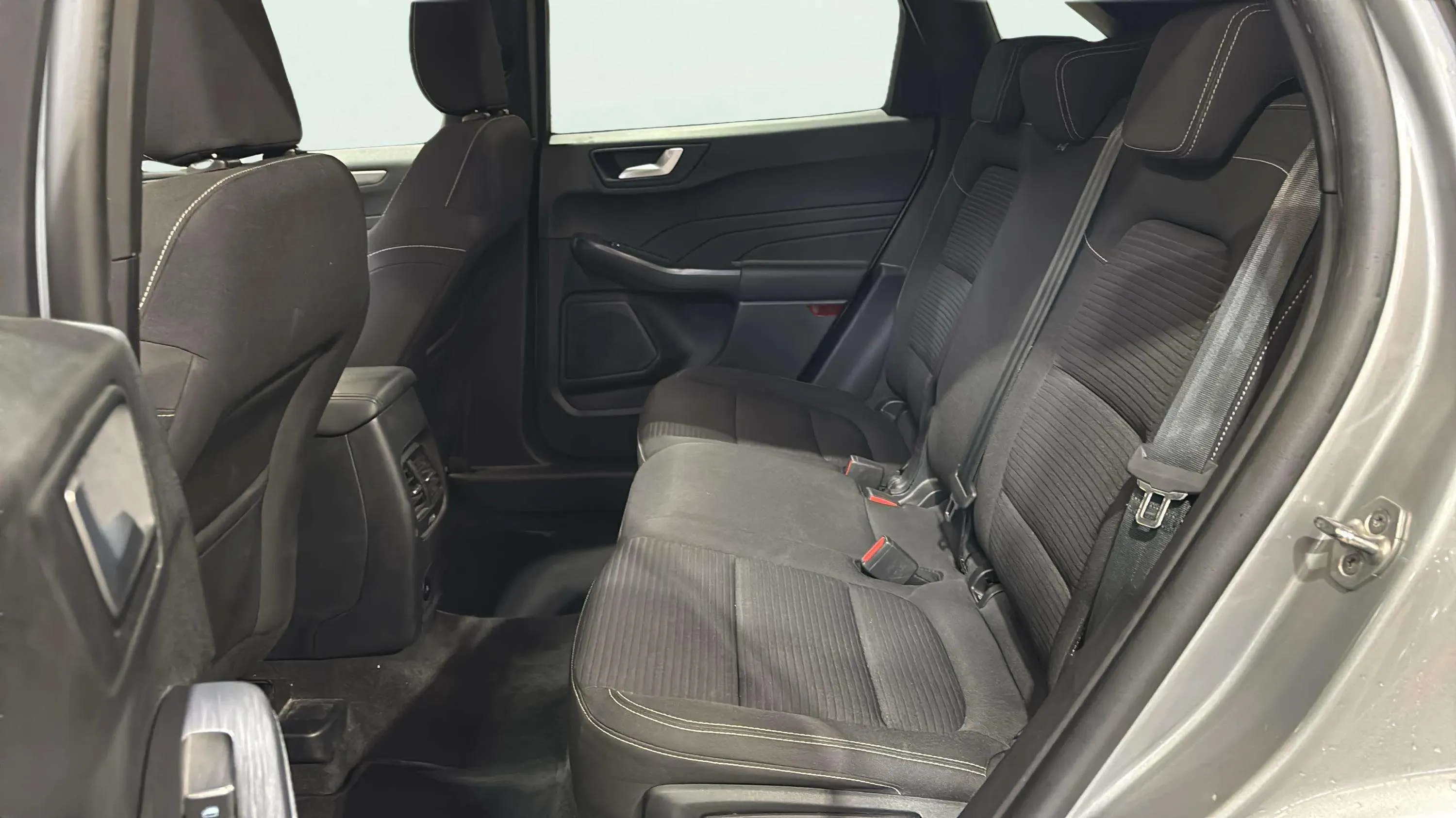 Ford Kuga Titanium 1.5T EcoBoost - foto 18