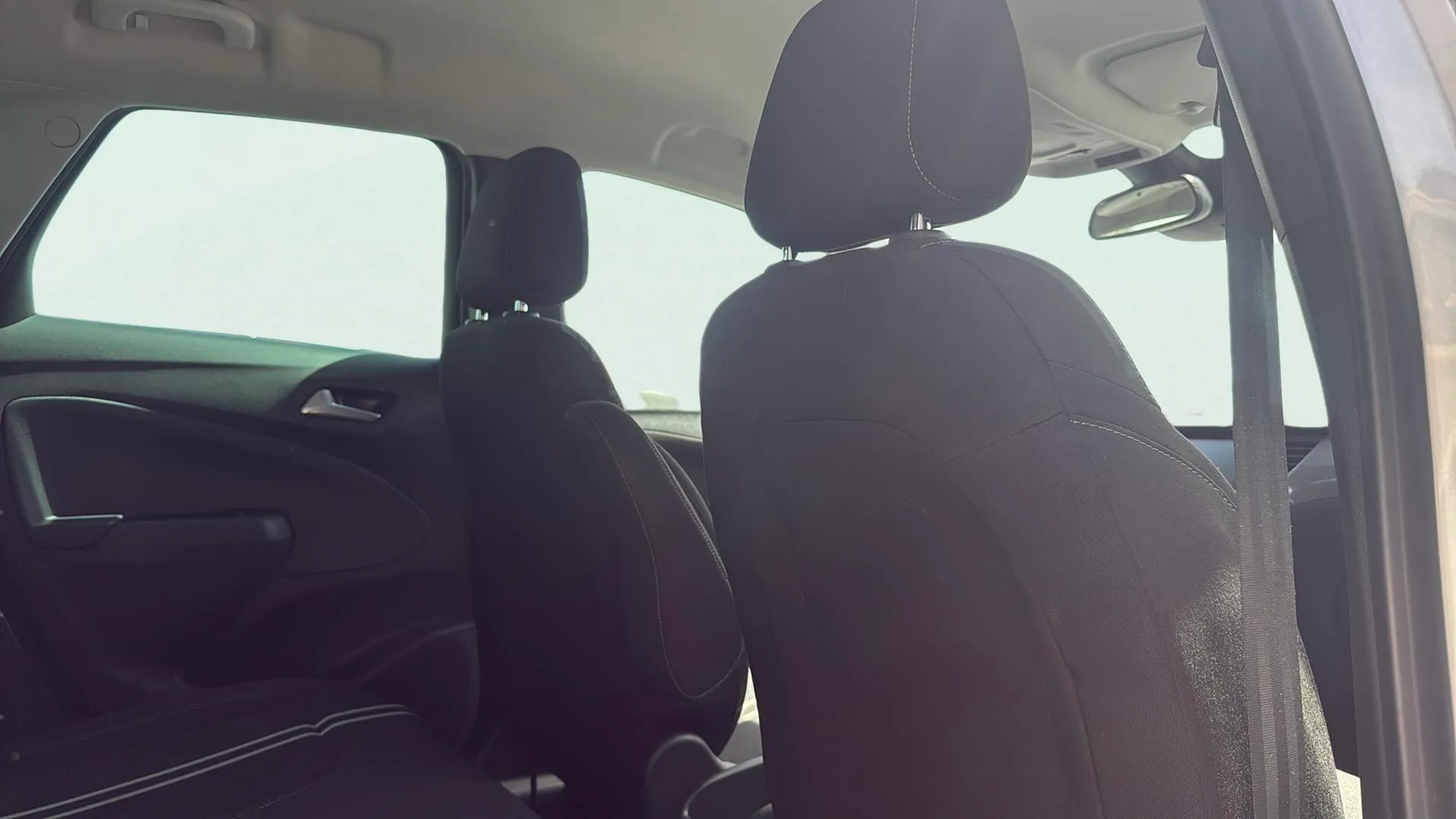 Opel Crossland 1.2 Elegance - foto 17