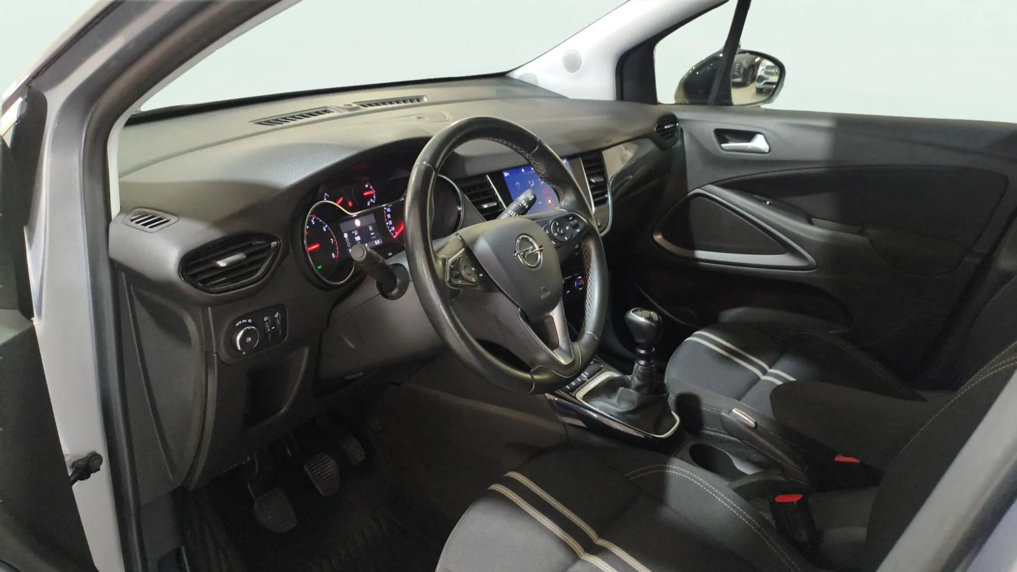 Opel Crossland 1.2 Elegance - foto 18