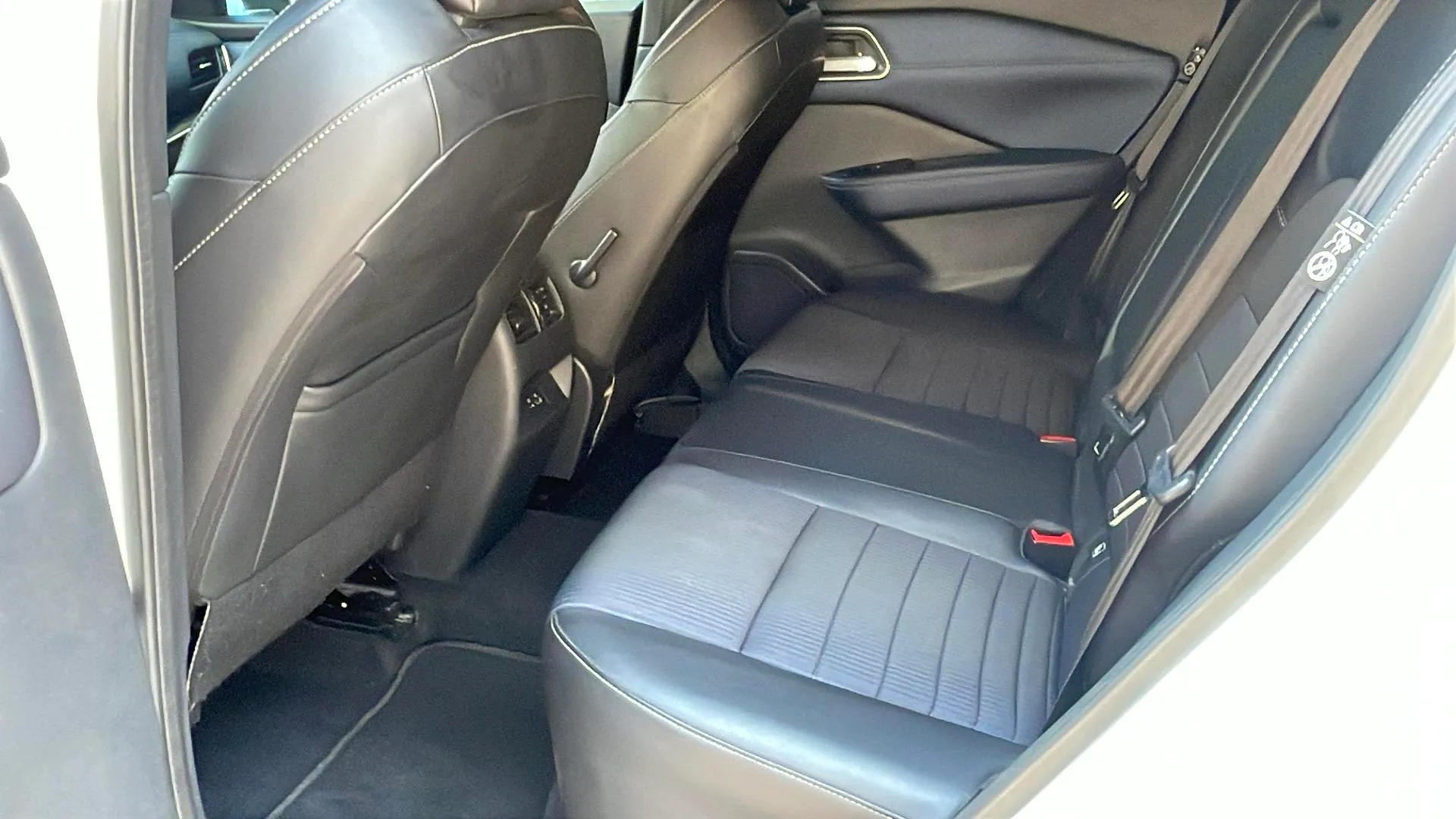 Nissan Qashqai DIG-T mHEV Xtron.4x4 Tekna - foto 19