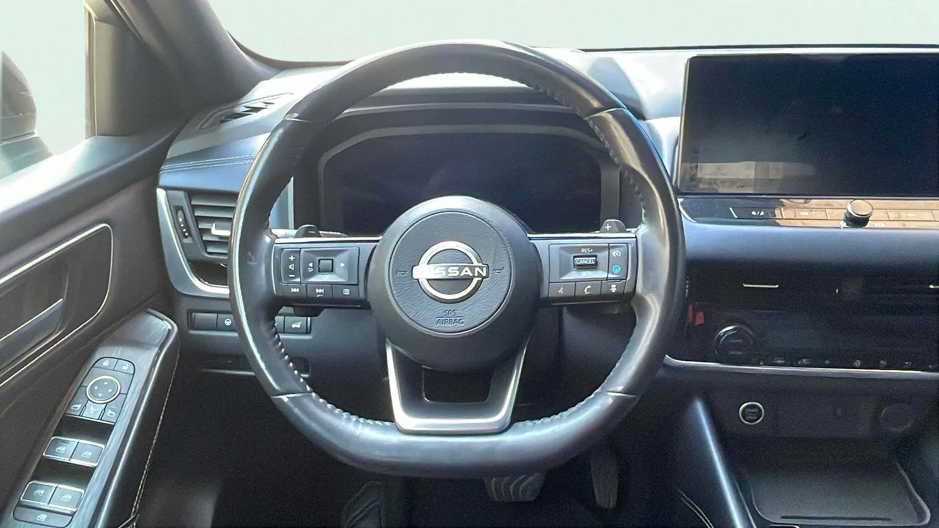 Nissan Qashqai DIG-T mHEV Xtron.4x4 Tekna - foto 11