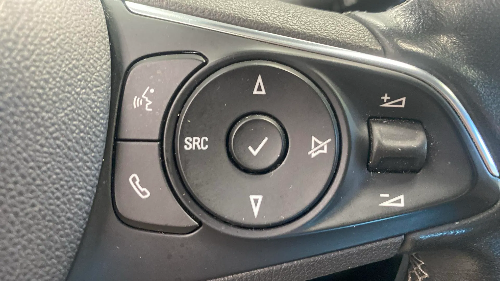 Opel Crossland 1.2 Elegance - foto 15
