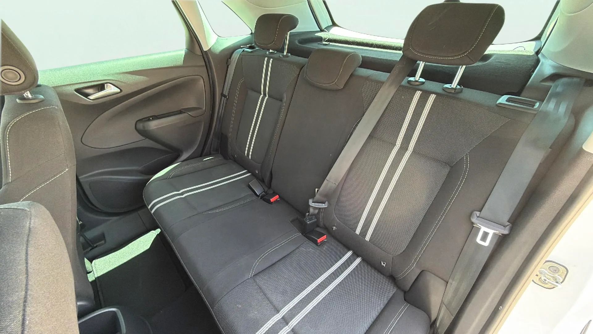 Opel Crossland 1.2 Elegance - foto 19