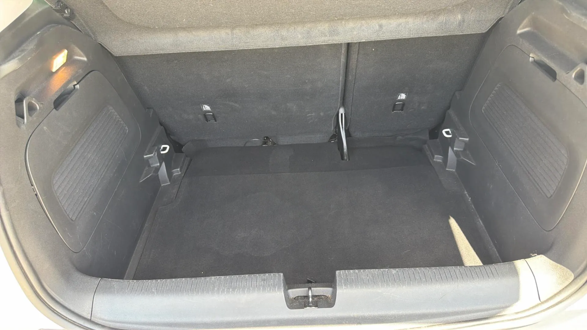 Opel Crossland 1.2 Elegance - foto 20
