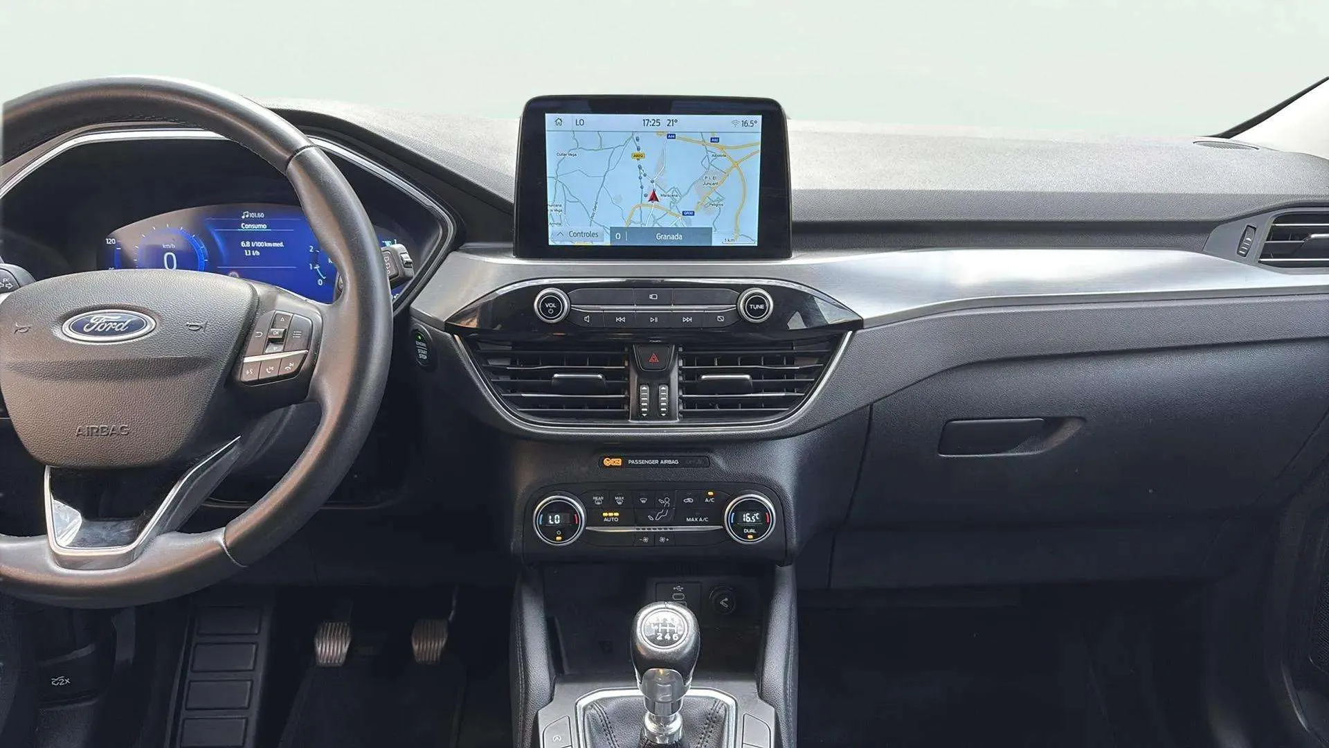 Ford Kuga Titanium 1.5T EcoBoost - foto 8