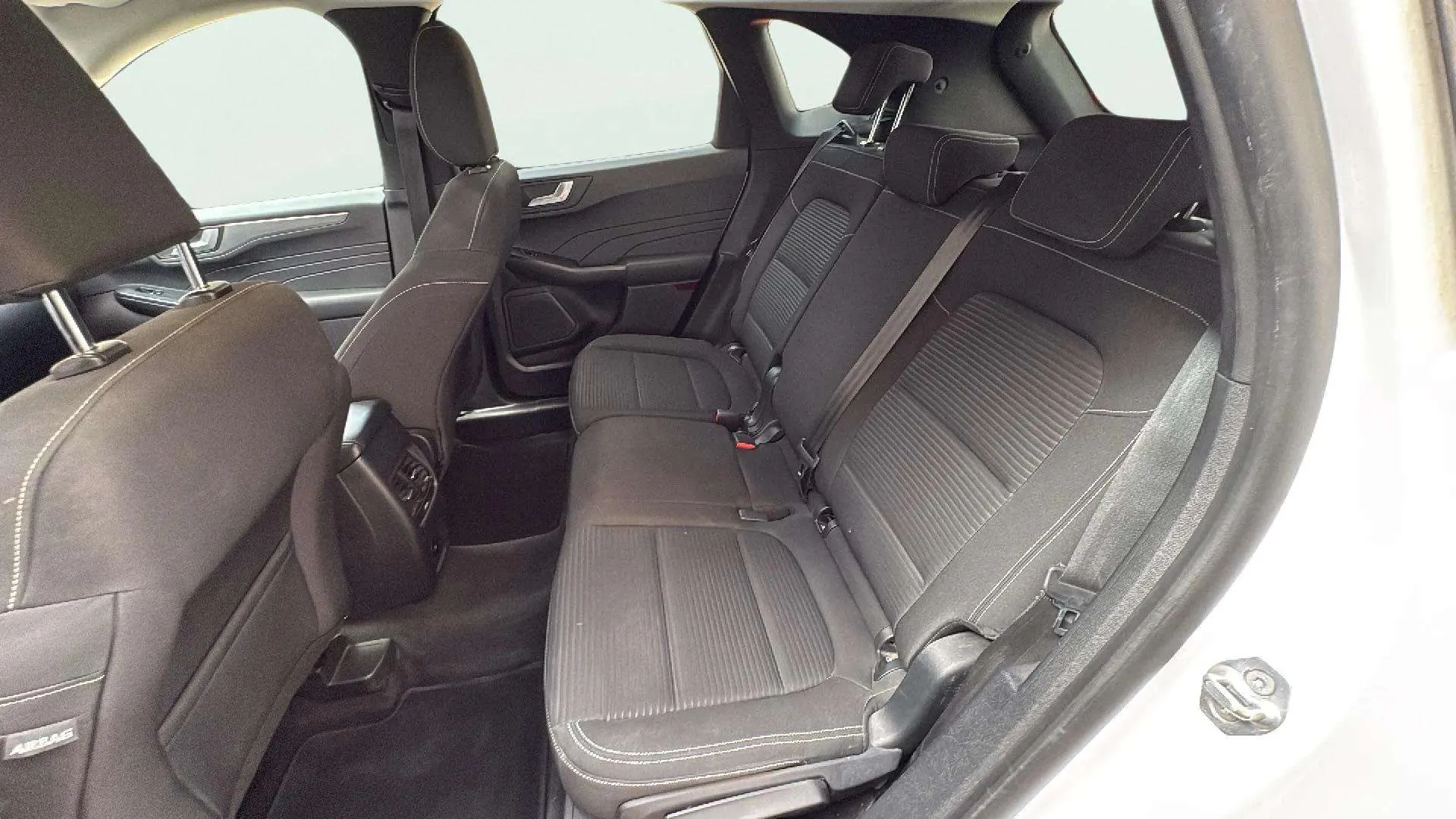 Ford Kuga Titanium 1.5T EcoBoost - foto 12