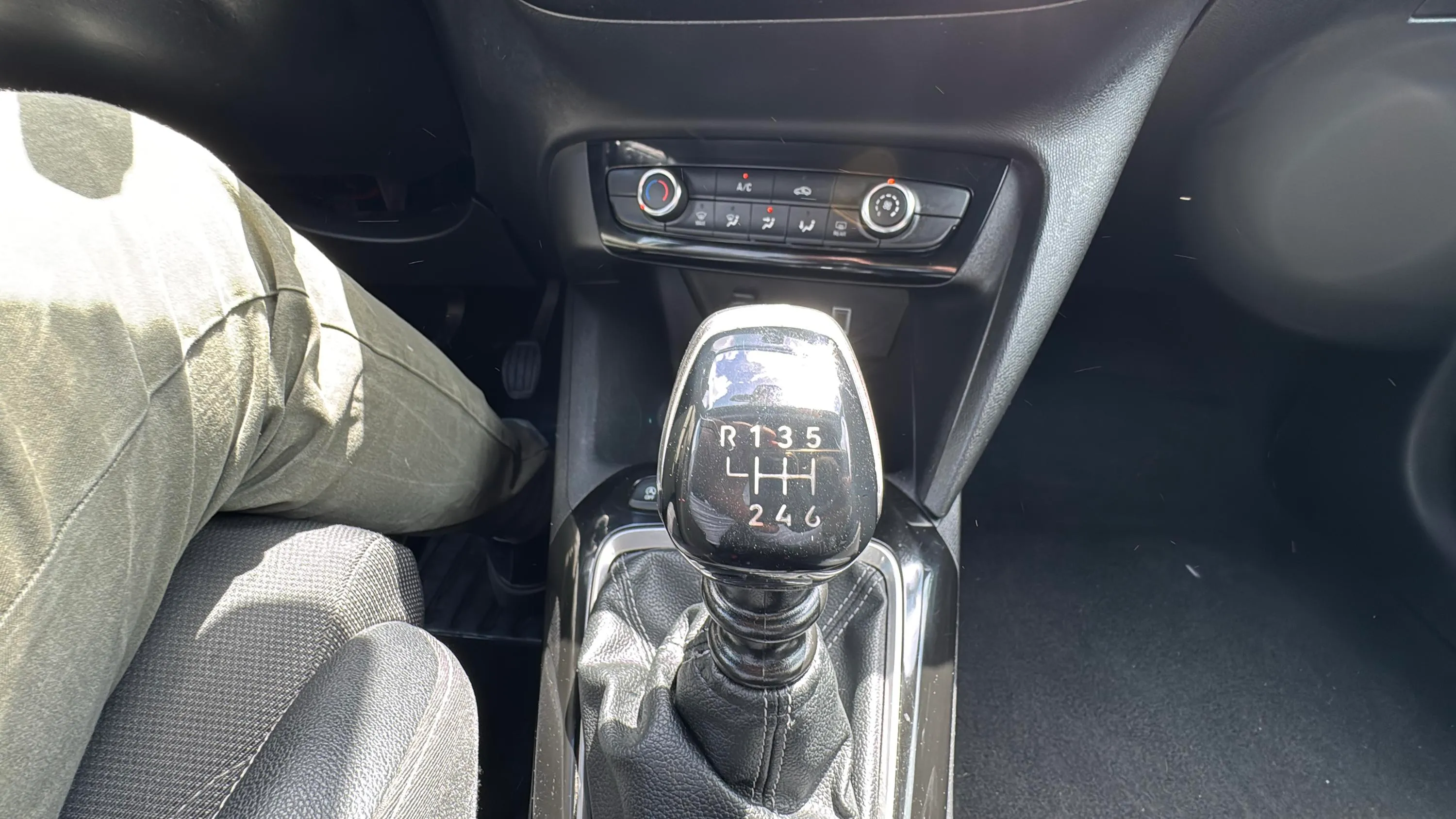 Opel Corsa 1.2T XHL GS - foto 18