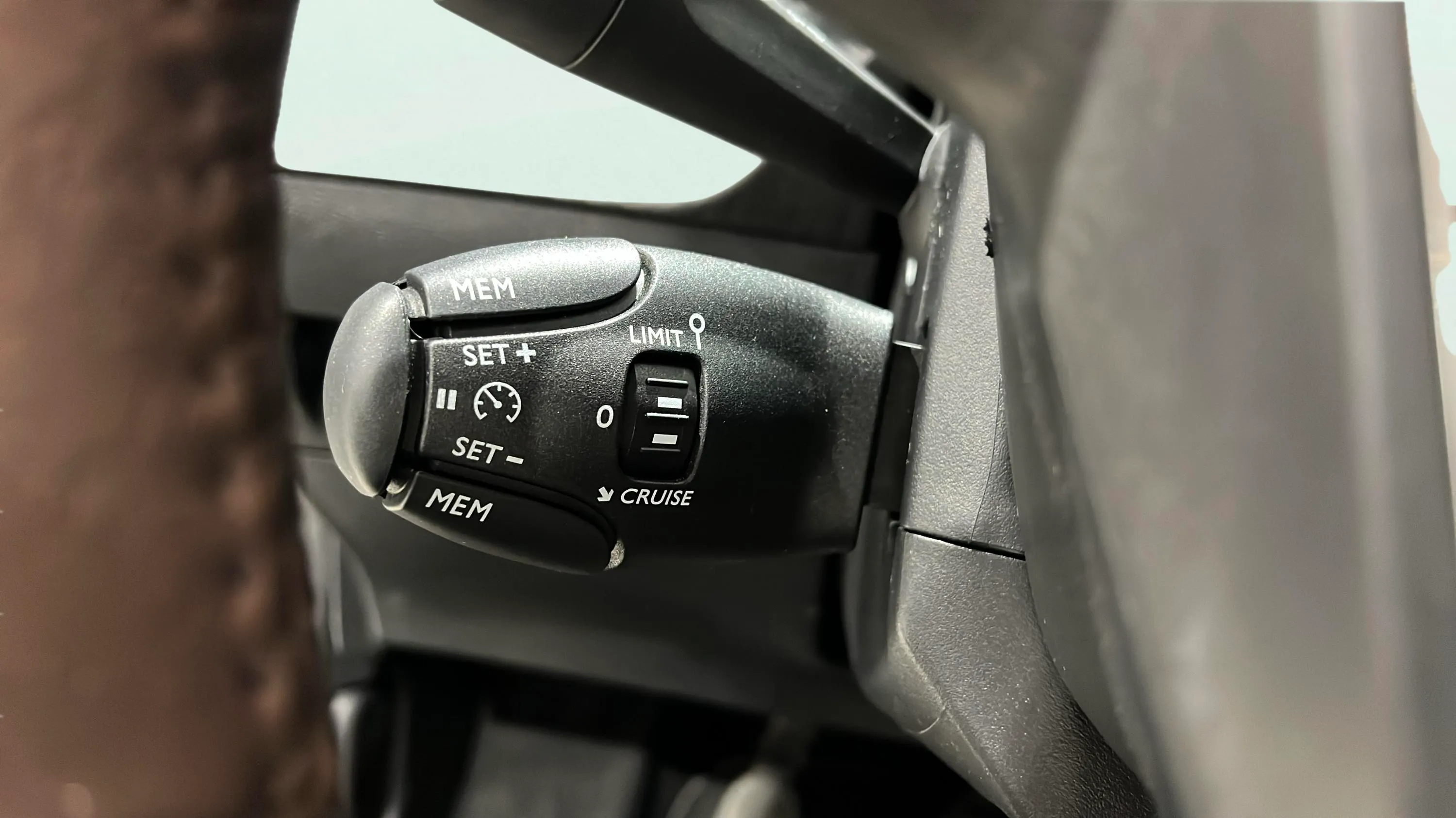 Peugeot 208 Active PureTech 100 - foto 15
