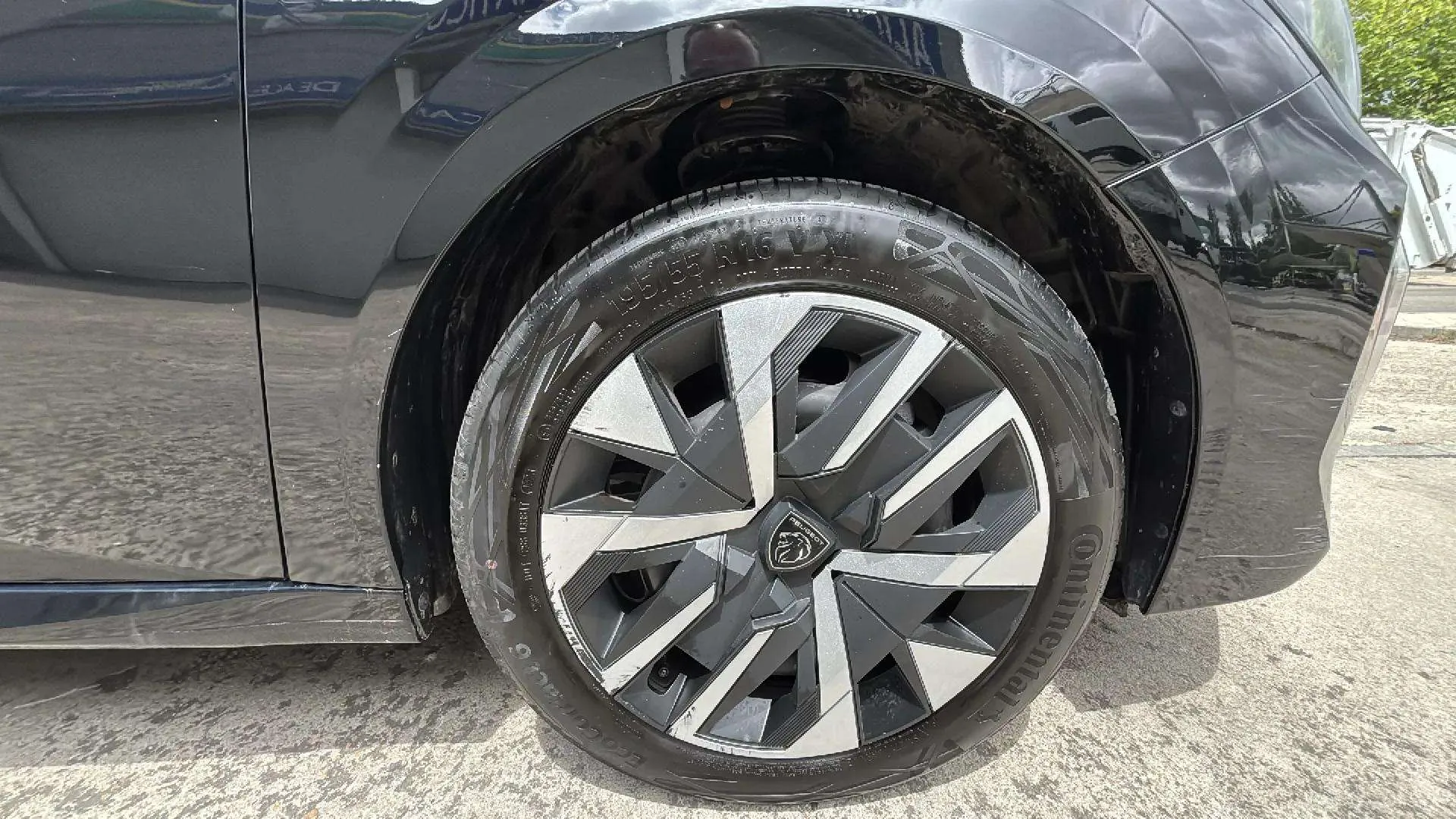 Peugeot 208 Style PureTech 100 - foto 18
