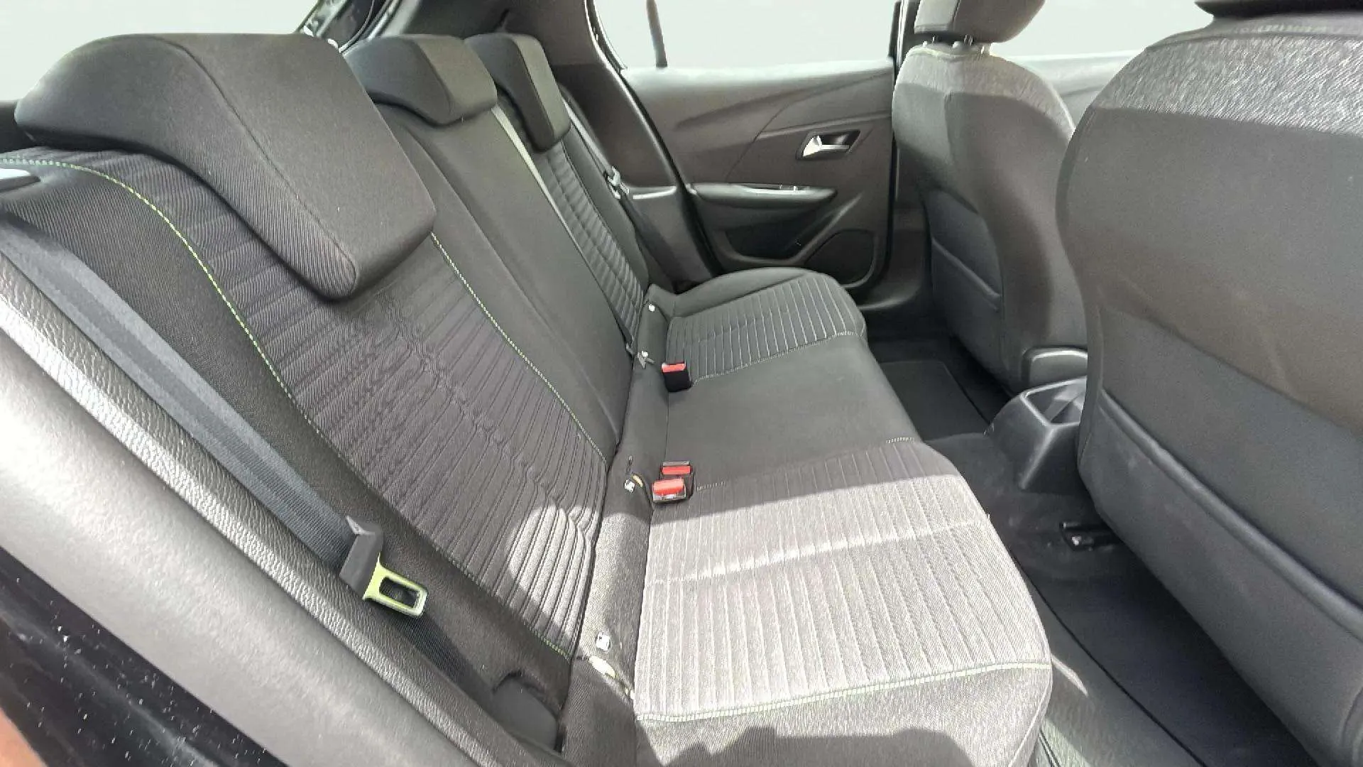 Peugeot 208 Style PureTech 100 - foto 14