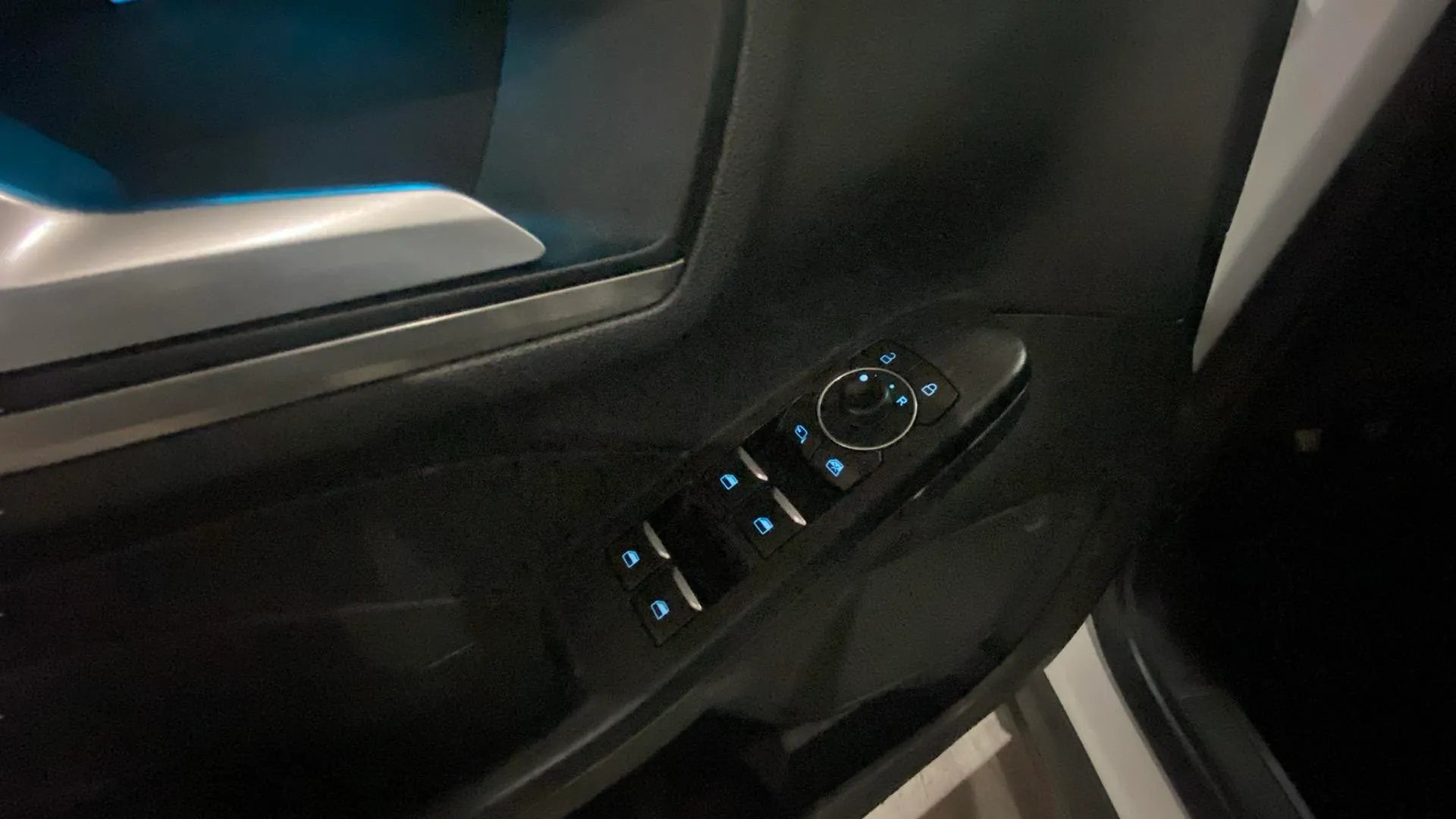 Ford Kuga Titanium 1.5T EcoBoost - foto 17
