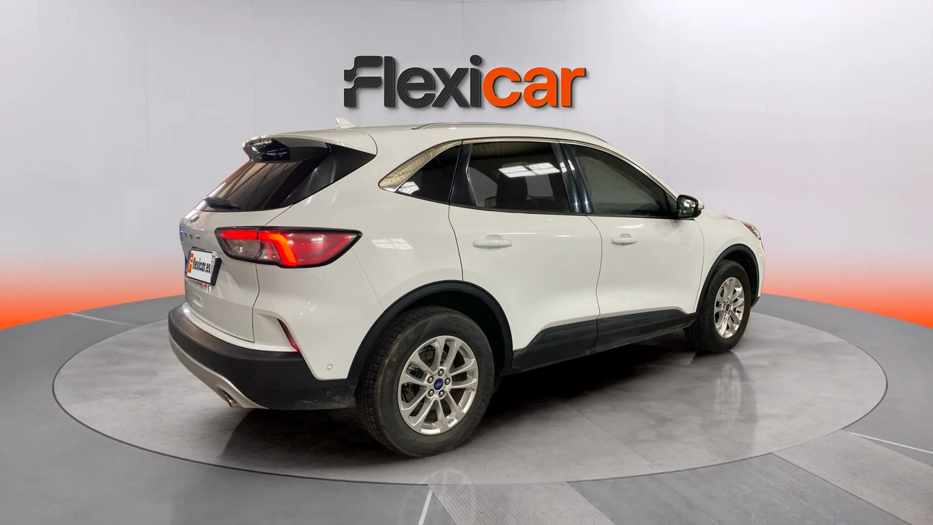 Ford Kuga Titanium 1.5T EcoBoost - foto 5