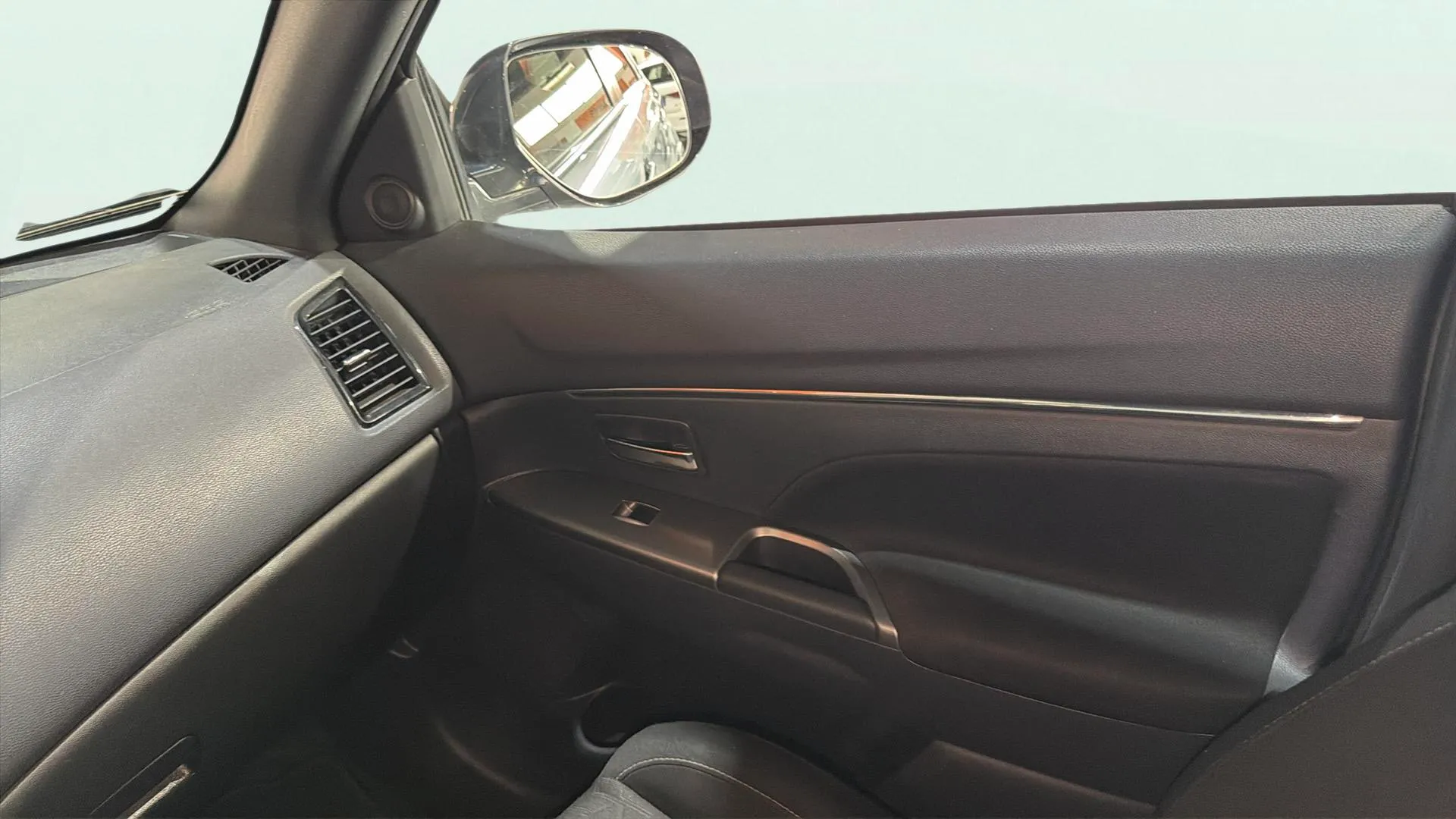 Mitsubishi ASX 200 MPI CVT Kaiteki - foto 19
