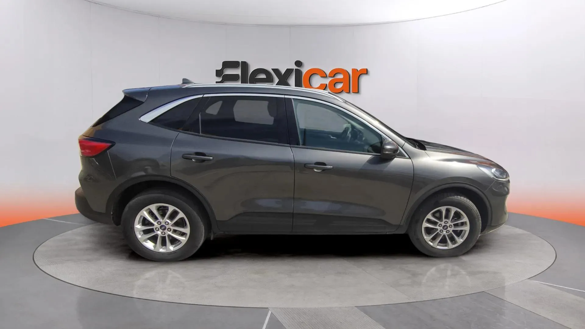 Ford Kuga Titanium 1.5T EcoBoost - foto 4