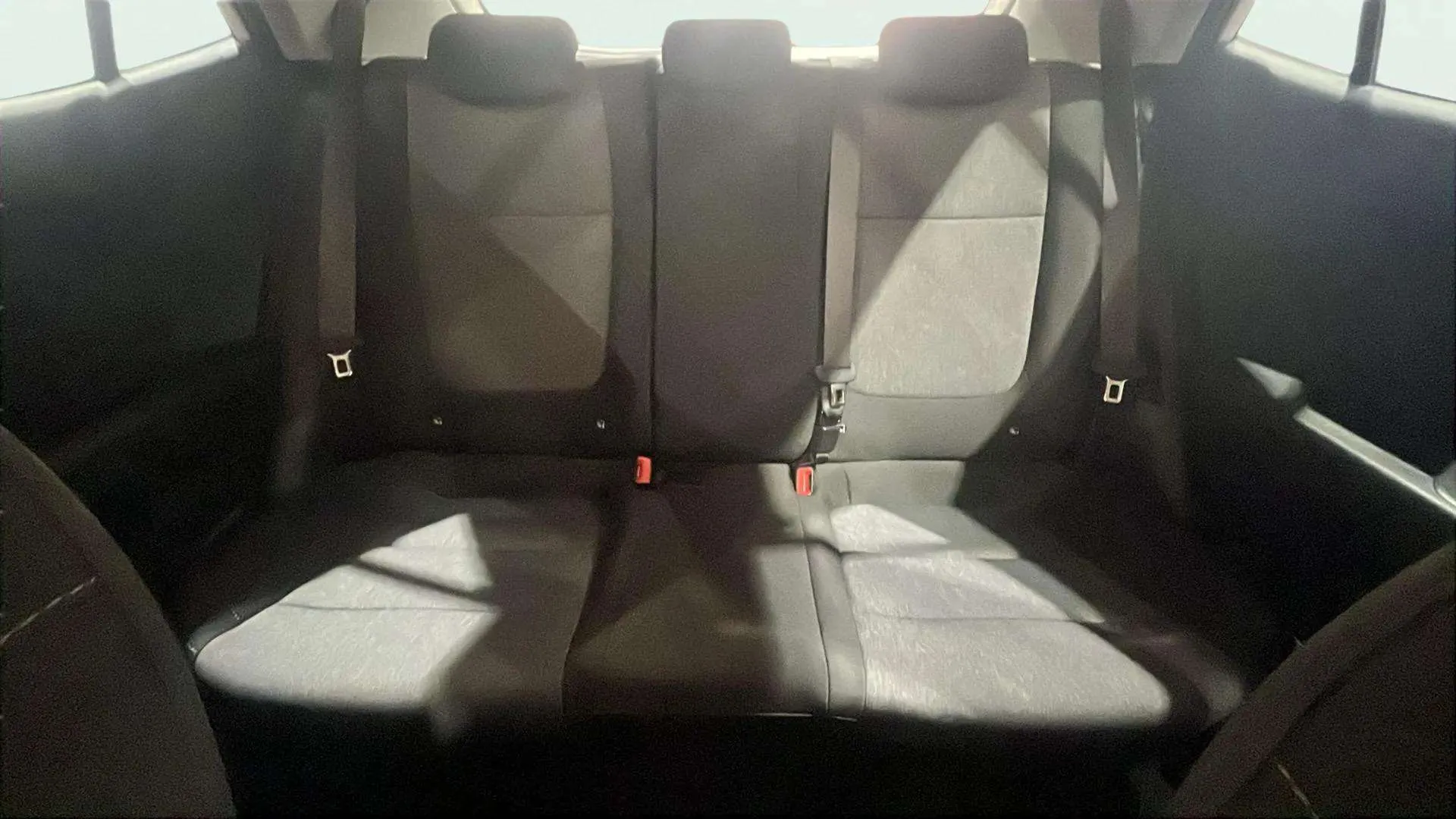 Kia Stonic 1.0 T-GDi MHEV Concept - foto 13