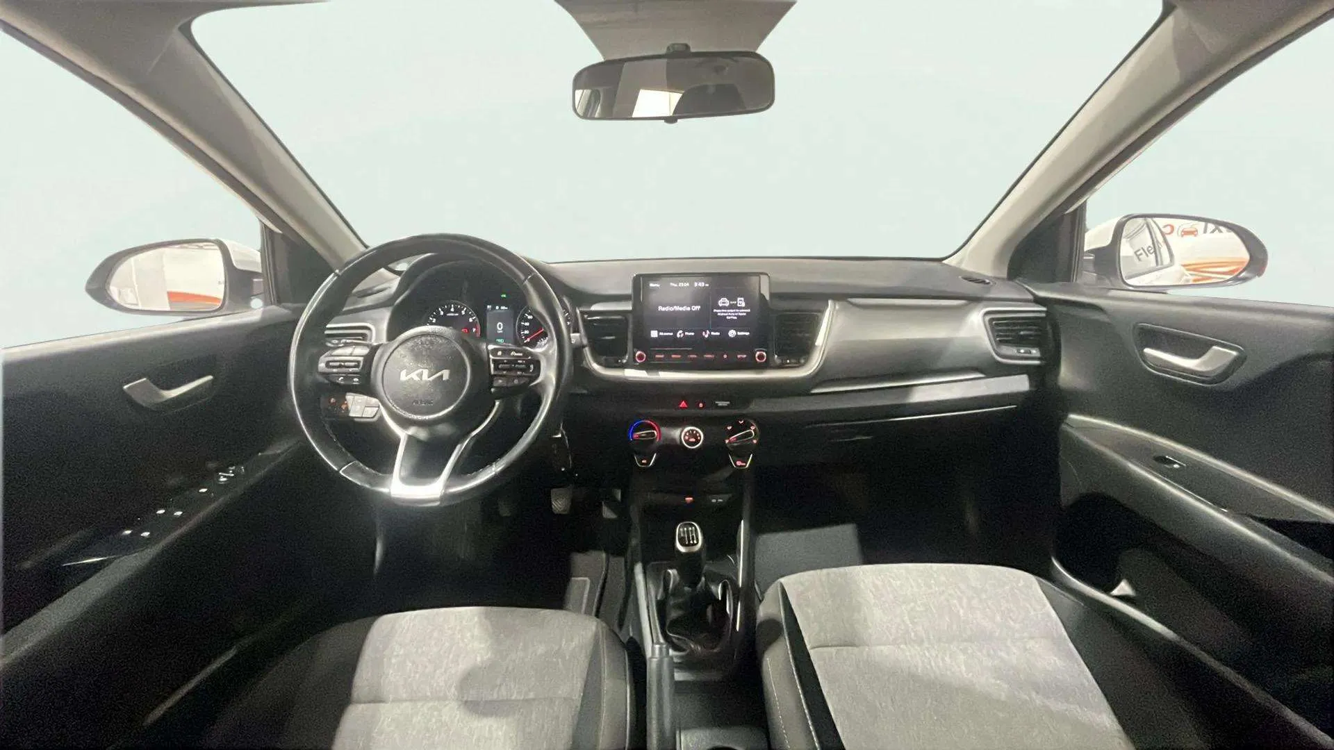Kia Stonic 1.0 T-GDi MHEV Concept - foto 7