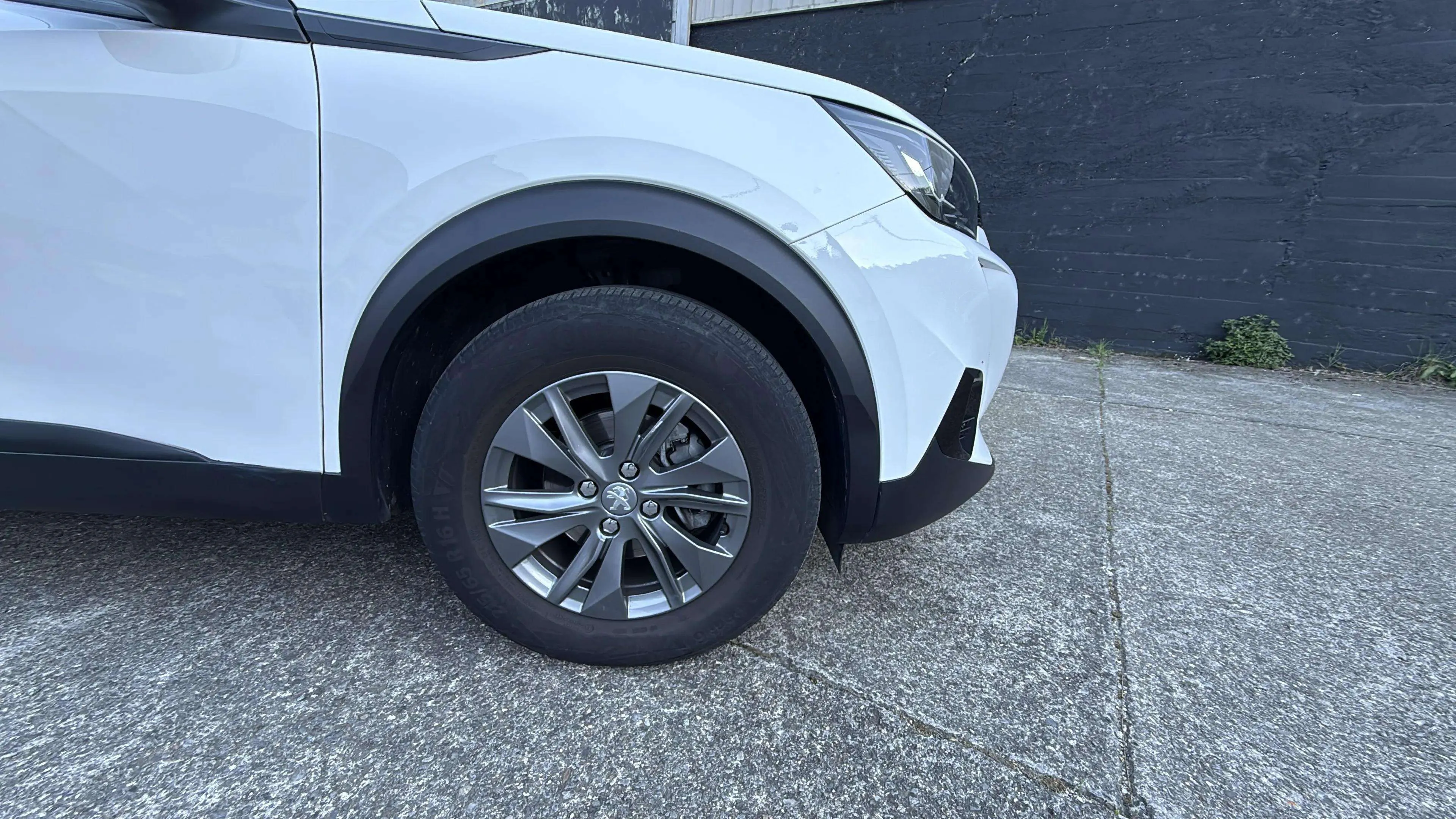 Peugeot 2008 Active Pack PureTech 100 BVM6 - foto 10