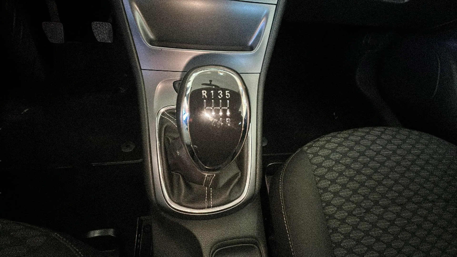 Opel Astra 1.6 CDTi Selective - foto 25