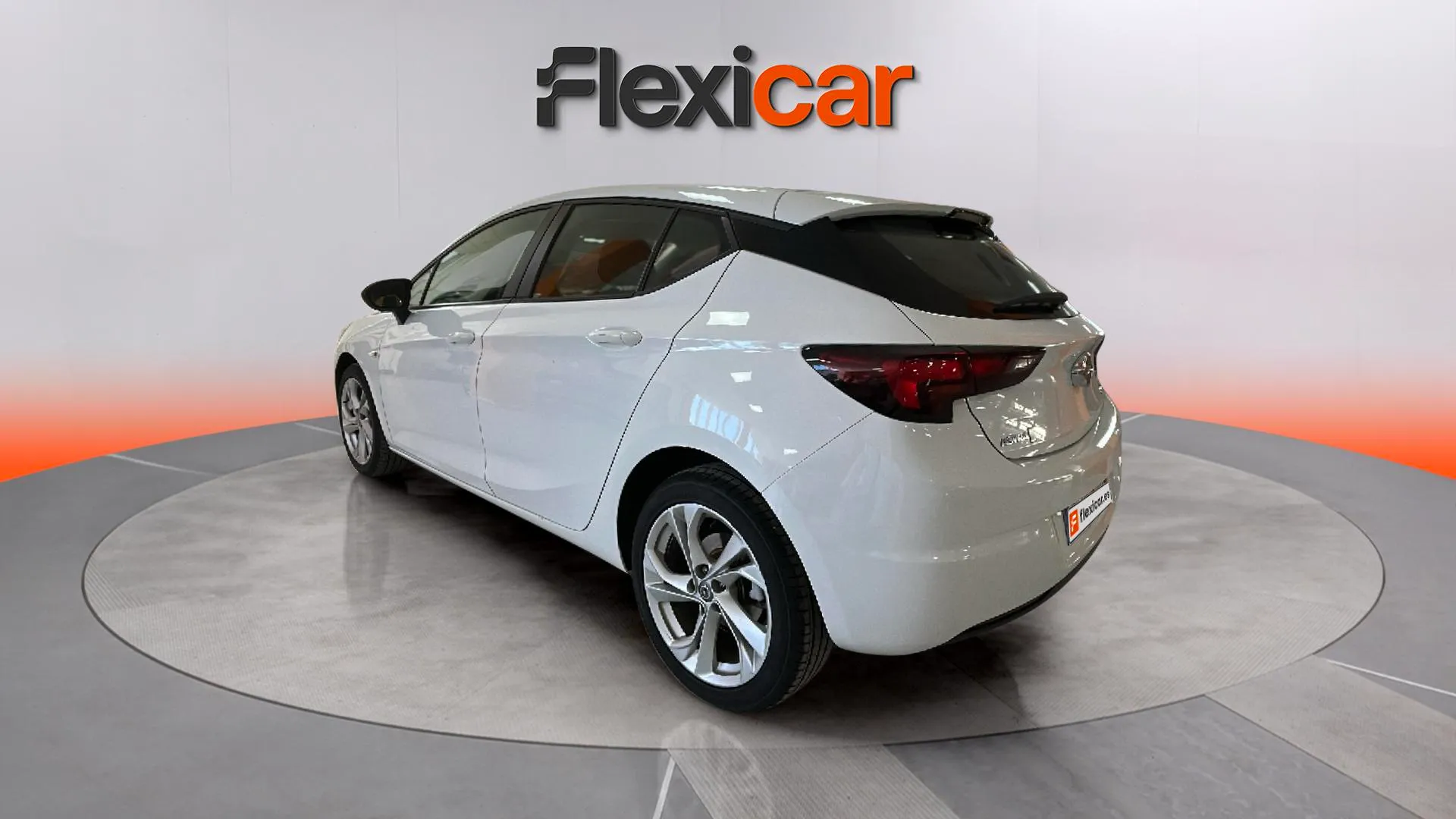 Opel Astra 1.6 CDTi Selective - foto 4
