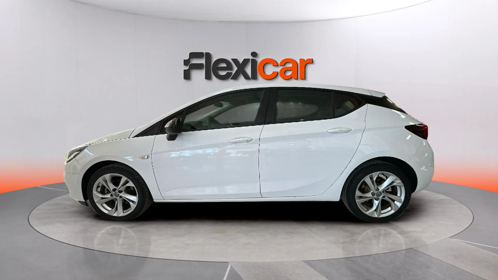 Opel Astra 1.6 CDTi Selective - foto 3