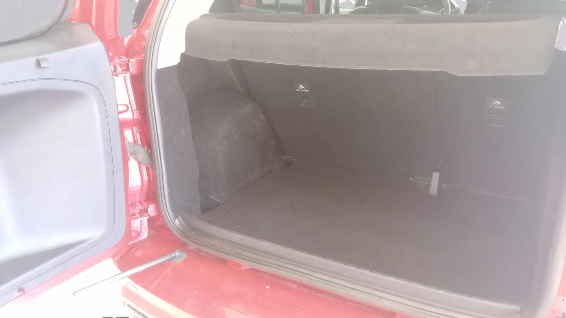 Ford EcoSport 1.0T EcoBoost ST Line - foto 10