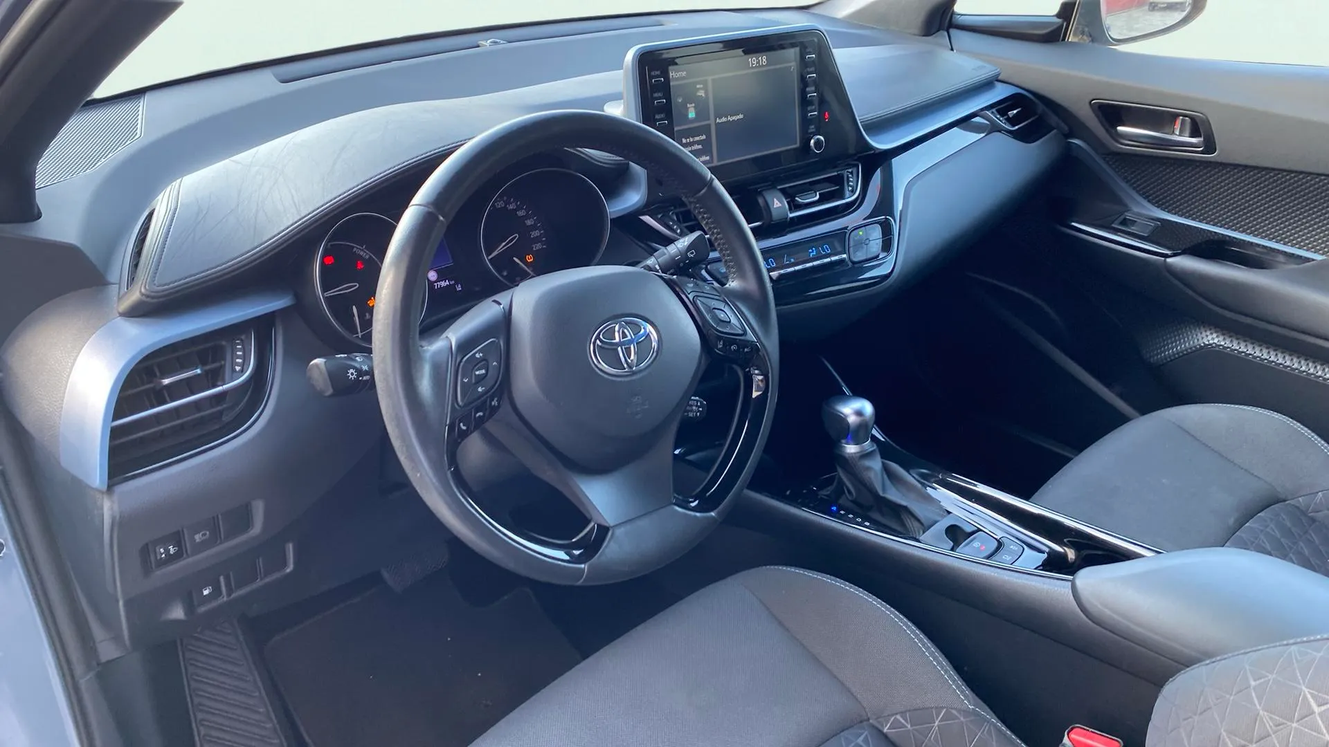 Toyota C-HR 1.8 125H Advance - foto 18