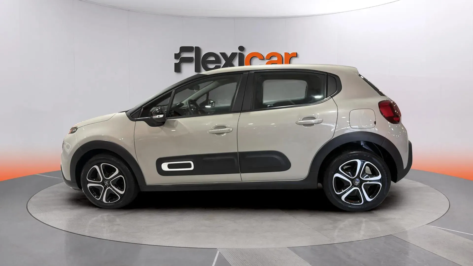 Citroën C3 PureTech Plus - foto 3