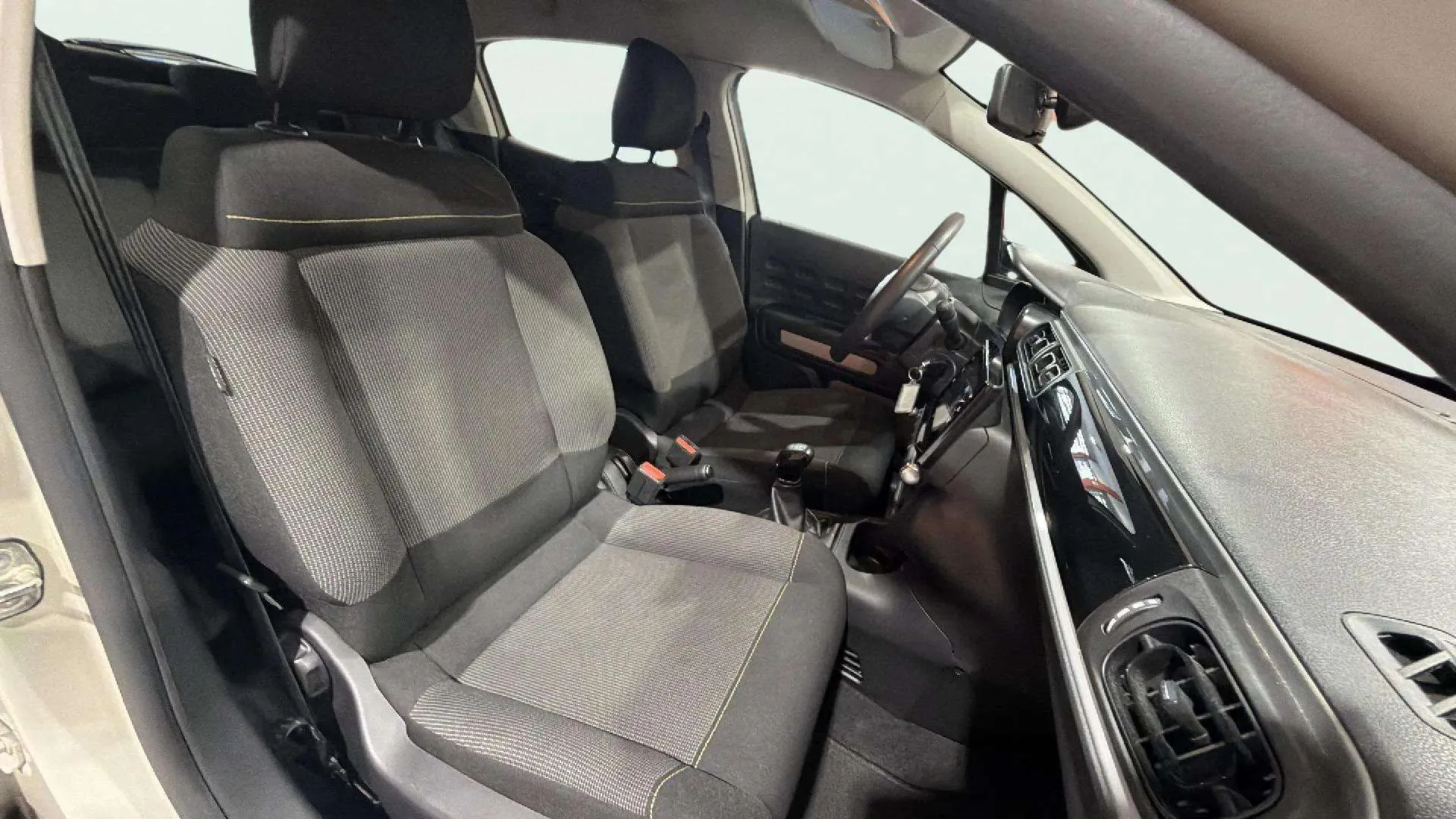 Citroën C3 PureTech Plus - foto 11