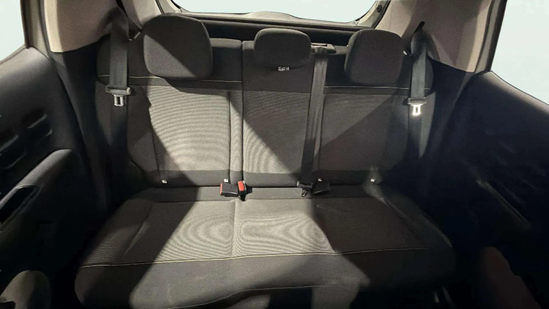 Citroën C3 PureTech Plus - foto 12