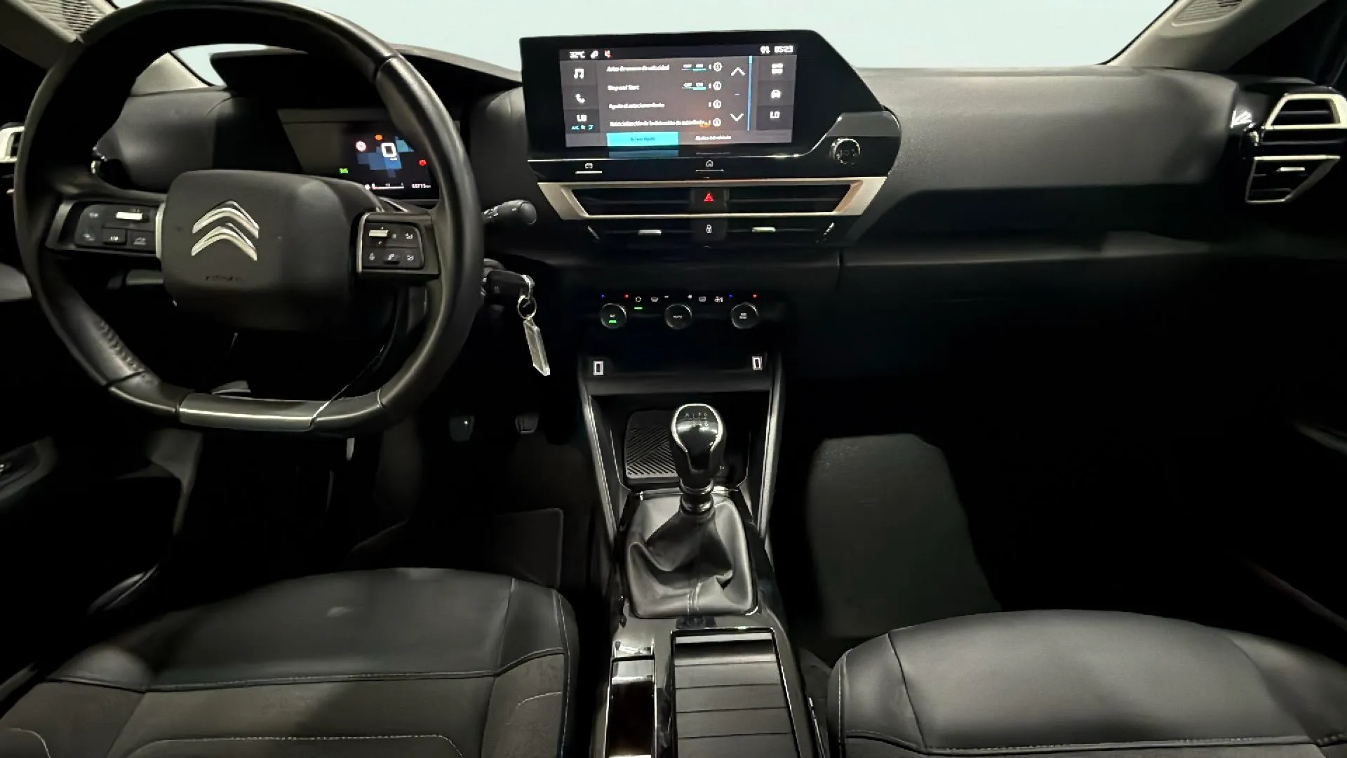 Citroën C4 PureTech 130 Plus - foto 11