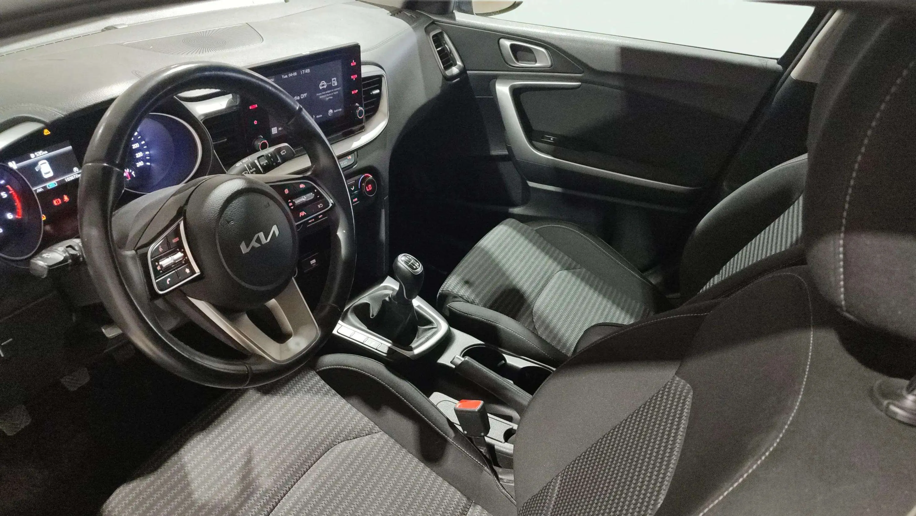 Kia Ceed 1.6 MHEV iMT Concept - foto 9