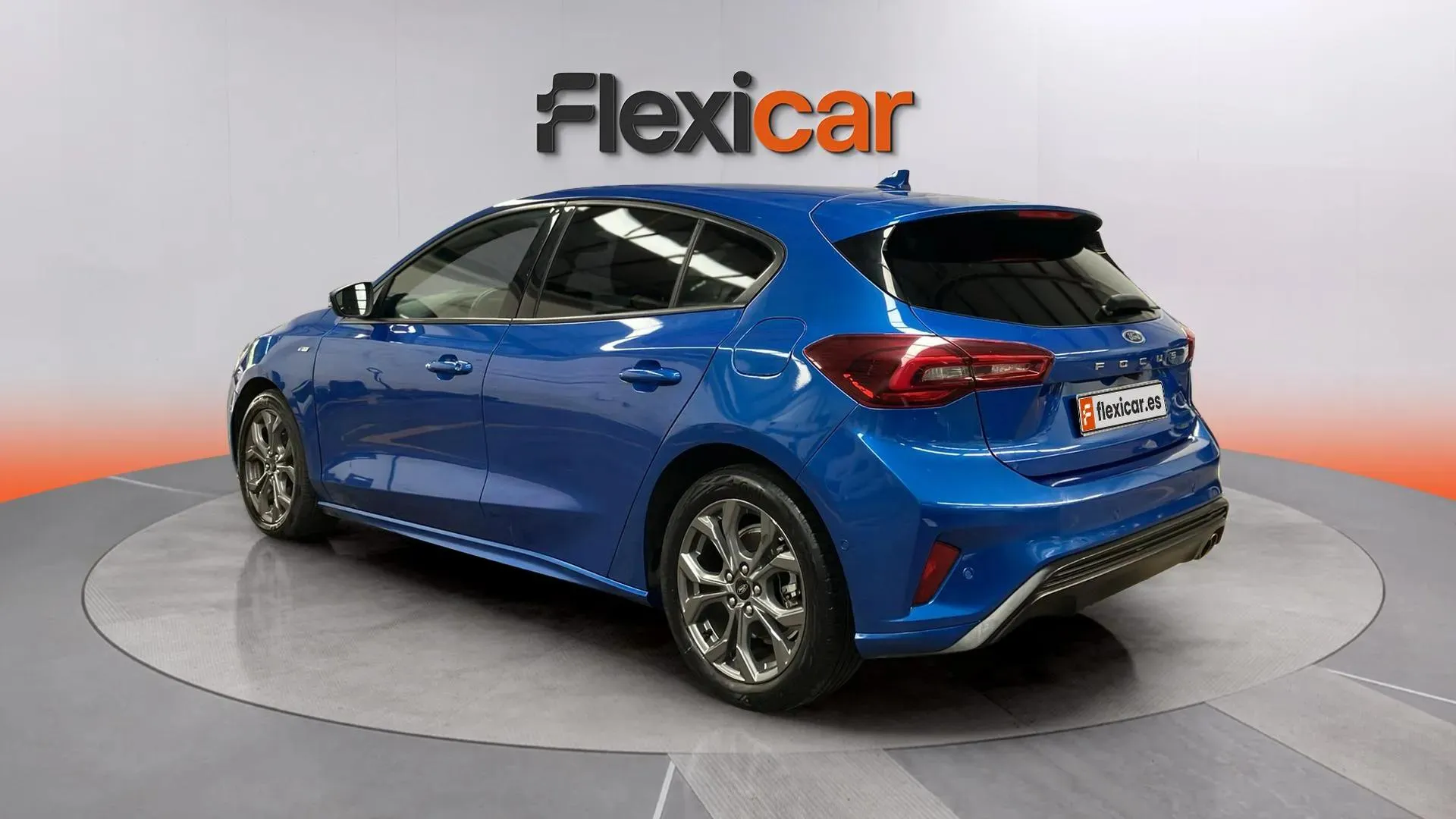Ford Focus 1.0 EcoBoost ST-Line - foto 5