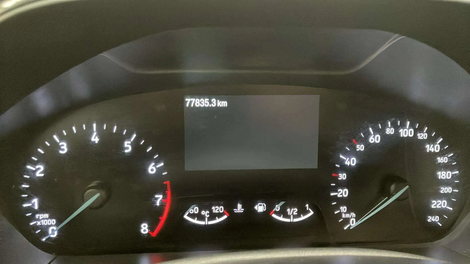Ford Focus 1.0 EcoBoost ST-Line - foto 11