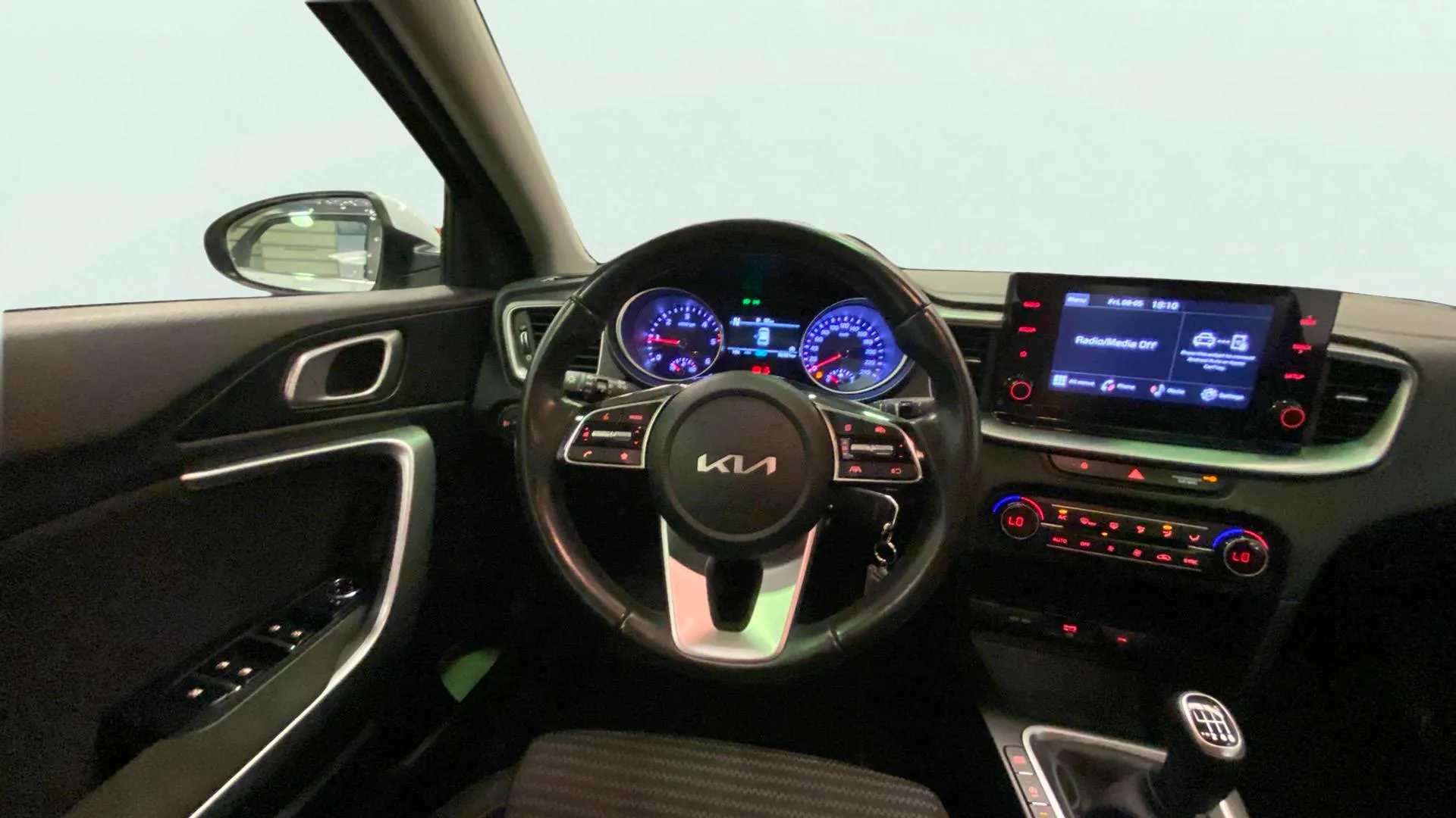 Kia Ceed 1.6 MHEV iMT Drive - foto 11