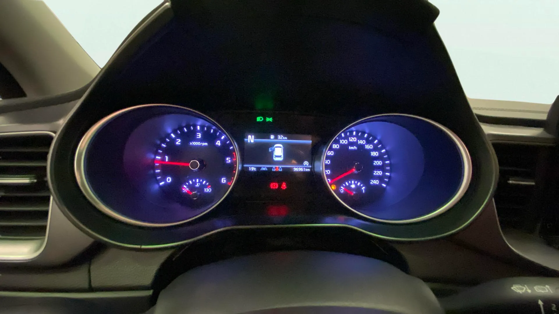 Kia Ceed 1.6 MHEV iMT Drive - foto 12