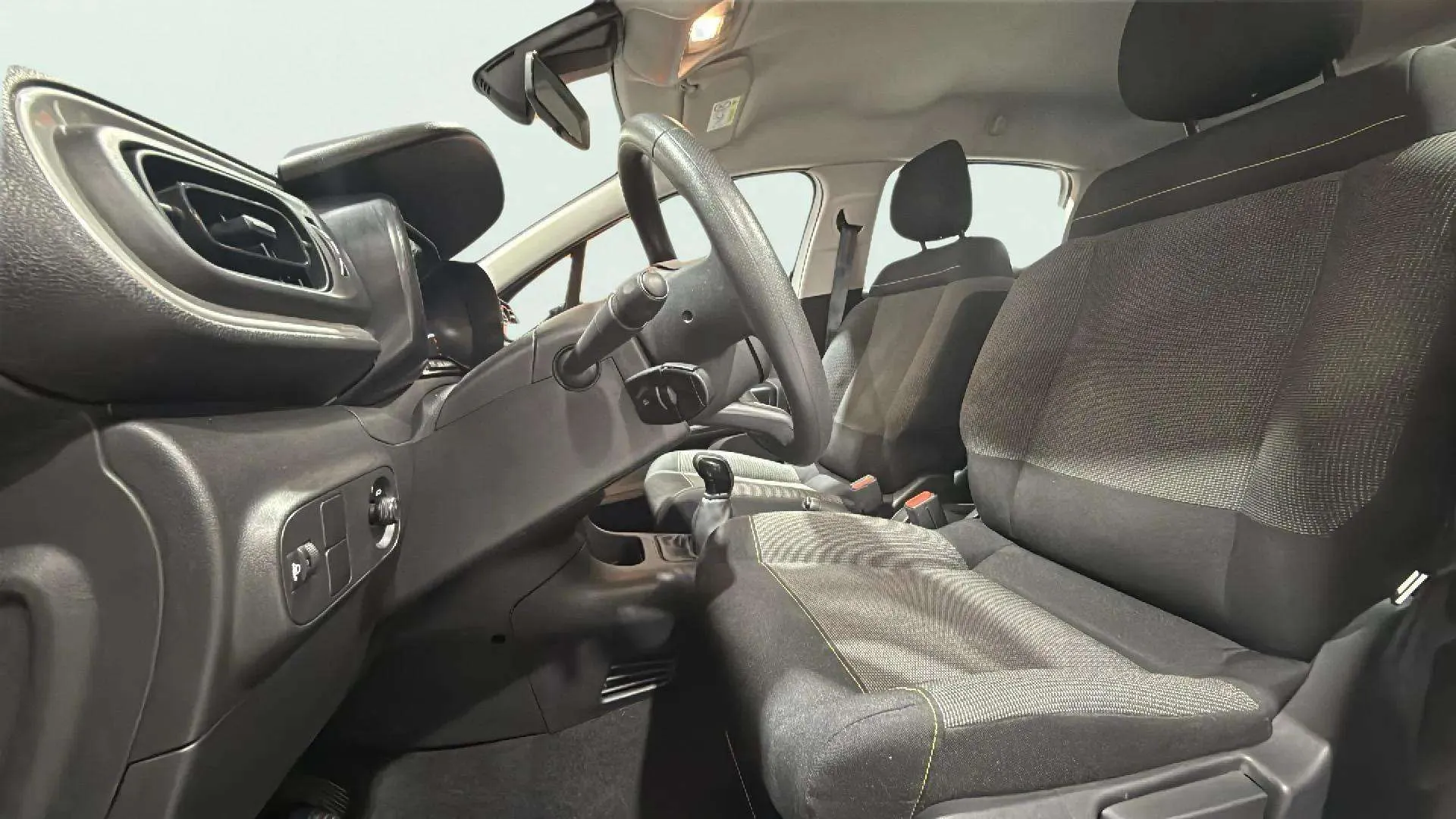 Citroën C3 PureTech Plus - foto 15