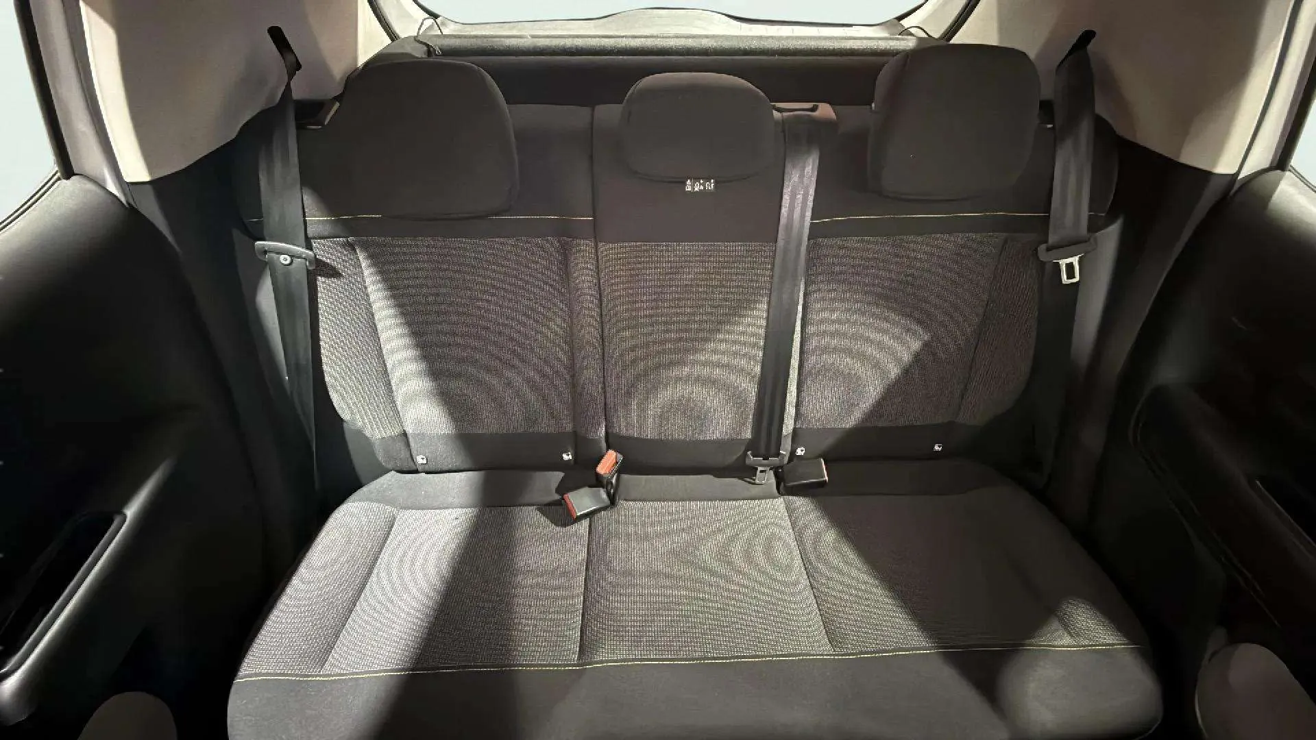 Citroën C3 PureTech Plus - foto 17