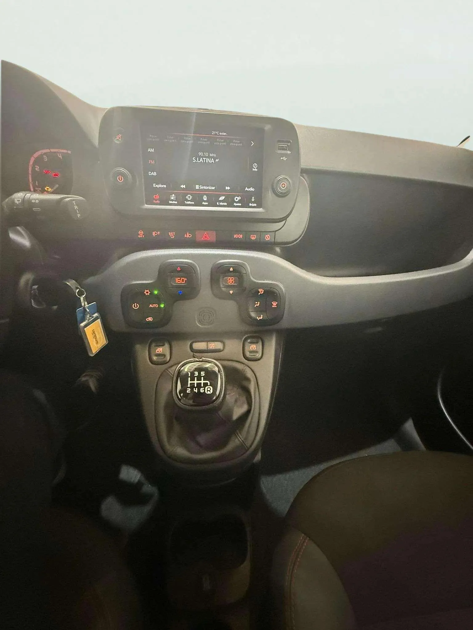 Fiat Panda Red 1.0 Hybrid - foto 12