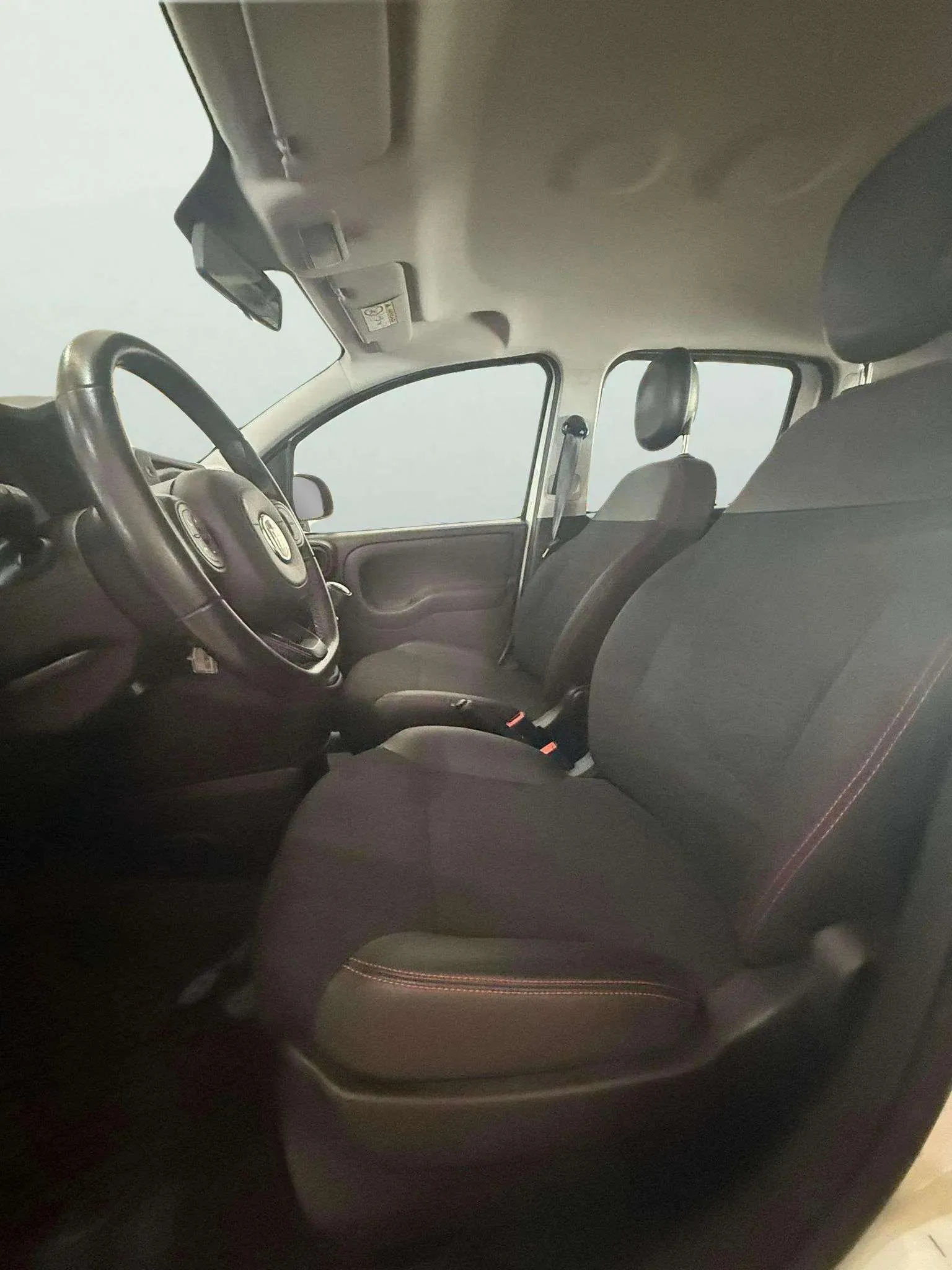 Fiat Panda Red 1.0 Hybrid - foto 11