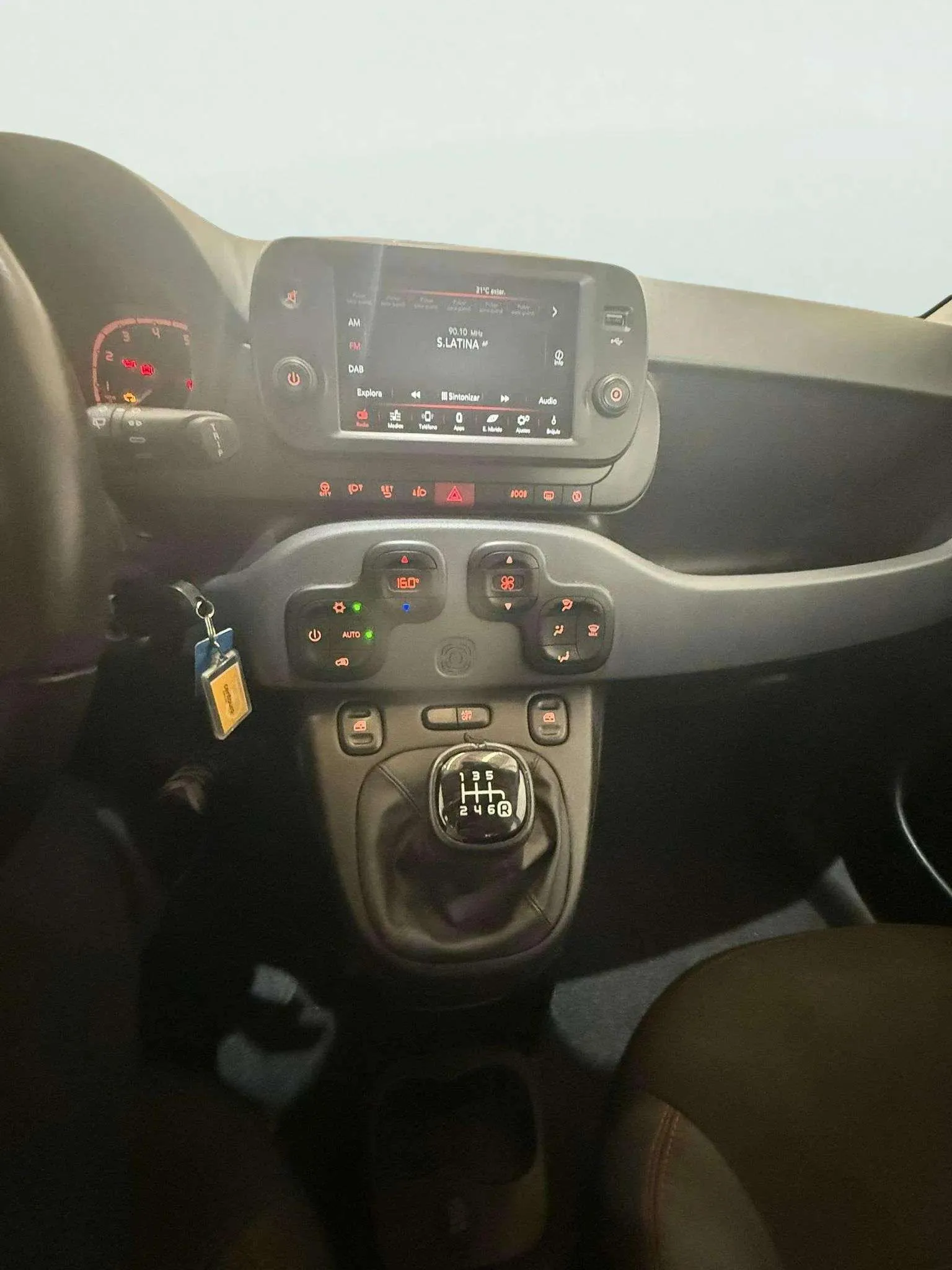 Fiat Panda Red 1.0 Hybrid - foto 16