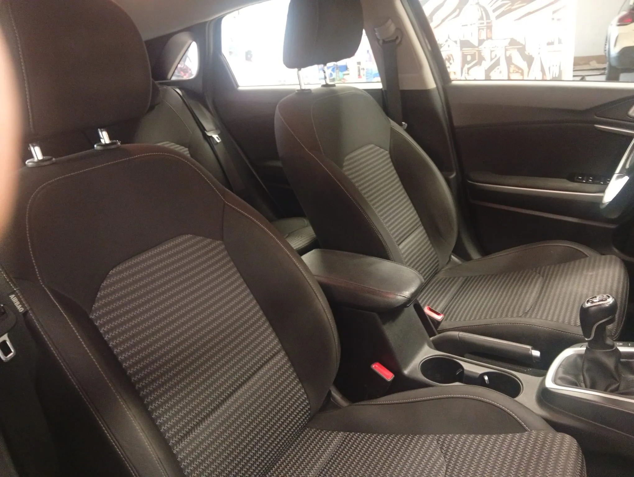 Kia Ceed 1.6 MHEV iMT Concept - foto 19