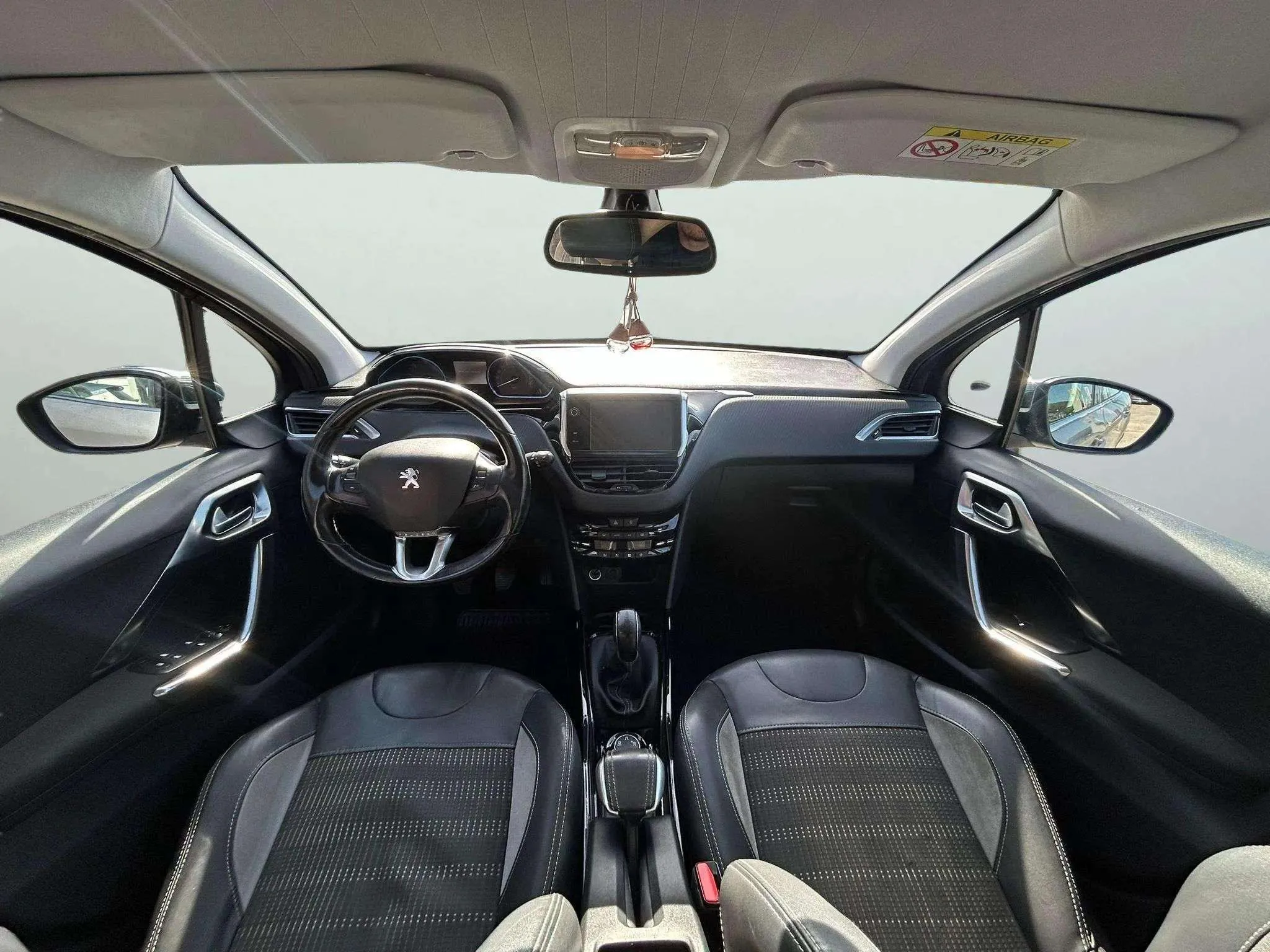 Peugeot 2008 Allure 1.6 BlueHDi - foto 10