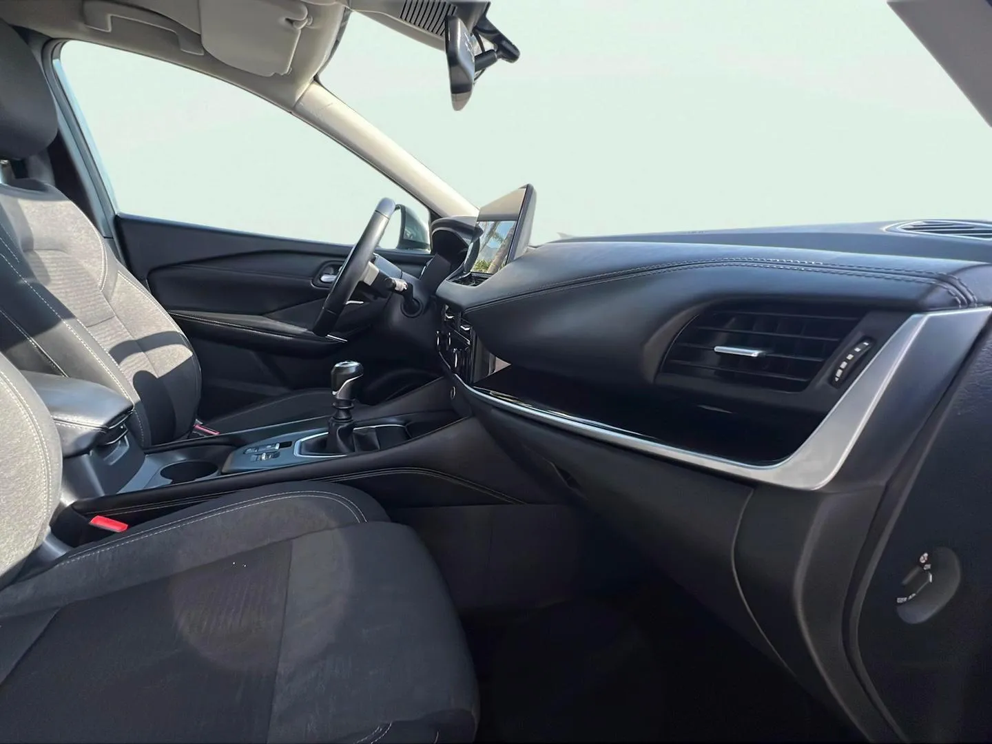 Nissan Qashqai DIG-T N-Connecta - foto 21