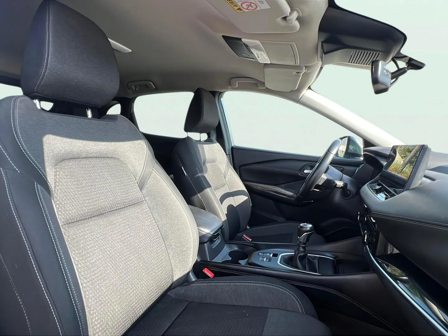 Nissan Qashqai DIG-T N-Connecta - foto 12