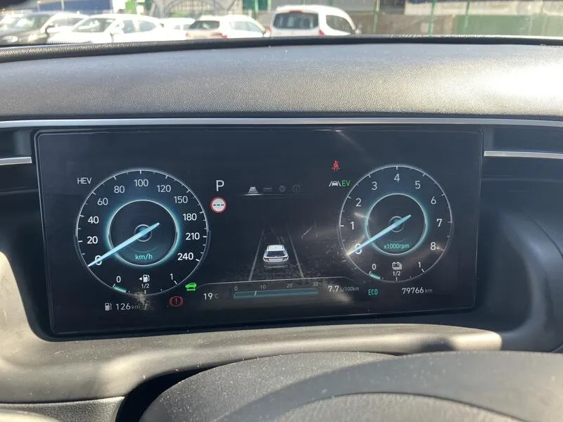 Hyundai Tucson 1.6 T-GDi PHEV Maxx 4x4 - foto 34
