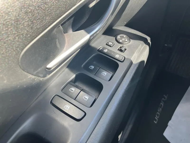 Hyundai Tucson 1.6 T-GDi PHEV Maxx 4x4 - foto 29