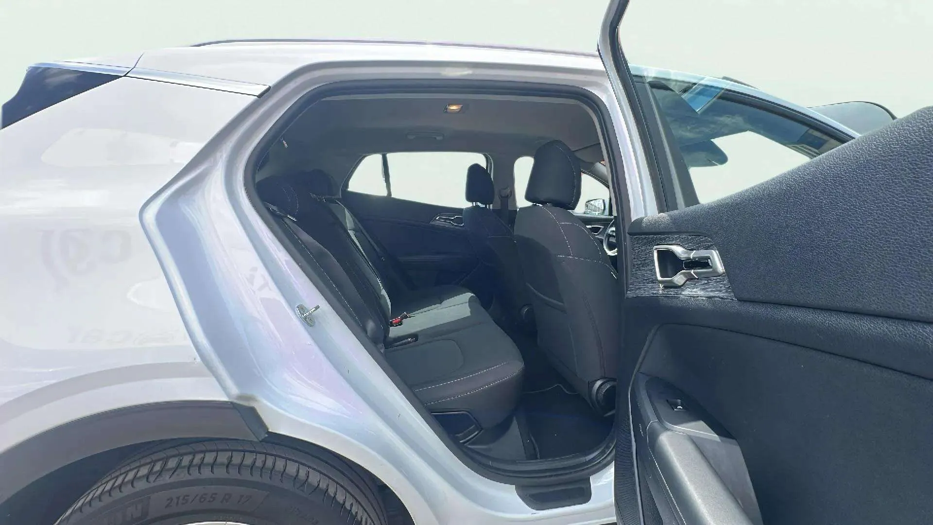 Kia Sportage 1.6 CRDi MHEV Business 4x2 - foto 14